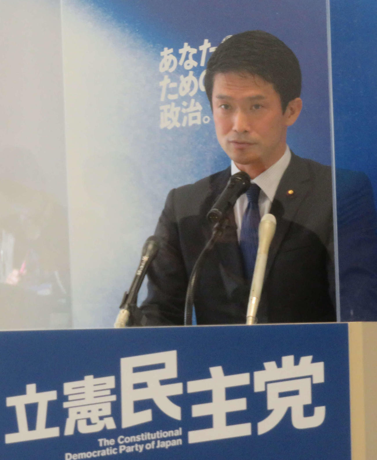 立憲民主党の小川淳也政調会長が9日午前、定例会見を行った（撮影・大上悟）