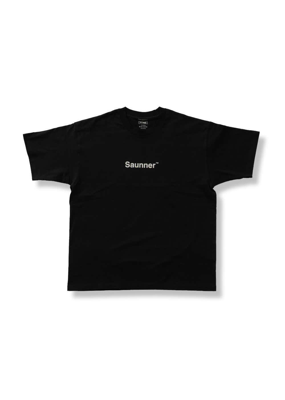 「TTNE PRO SAUNNER」が発売しているロゴTシャツ（同社提供）