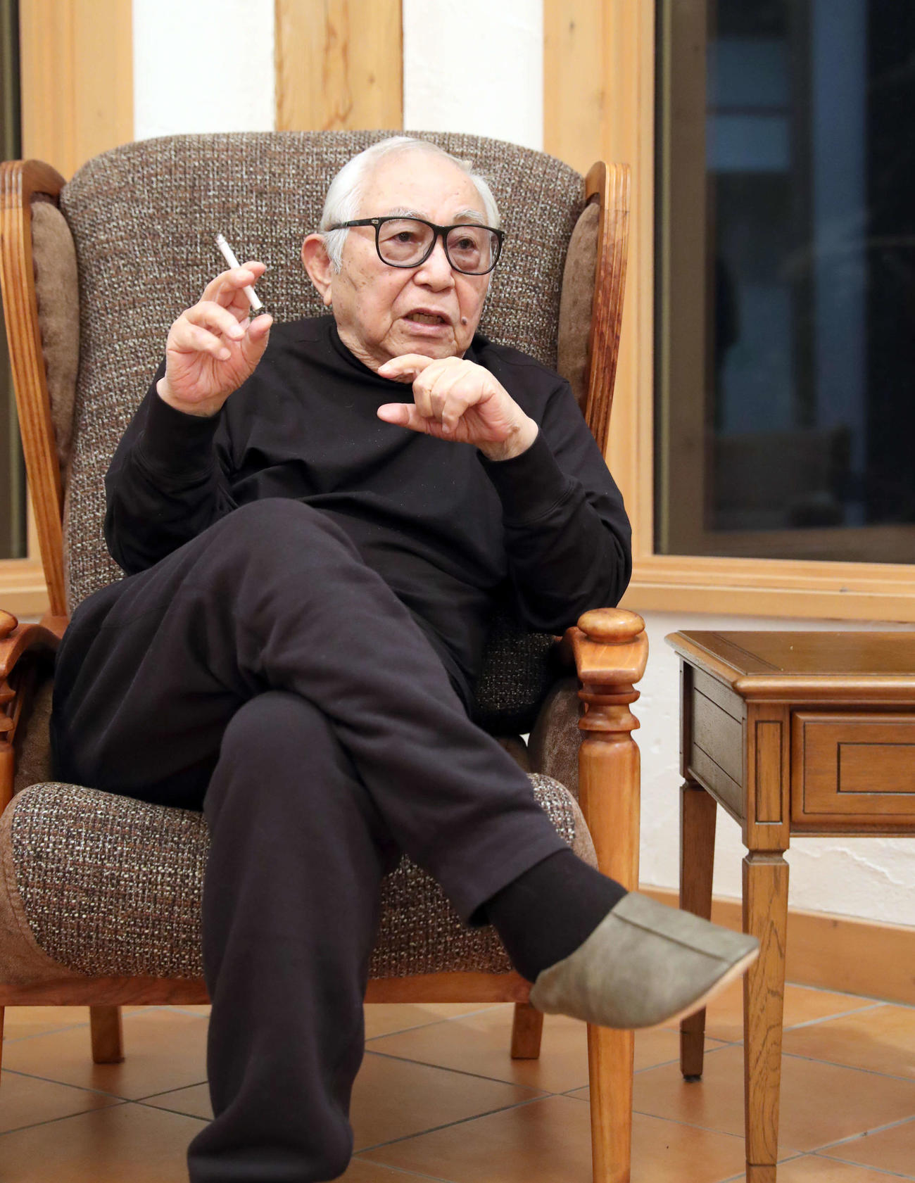 インタビューに応じる倉本聰氏（撮影・佐藤翔太）