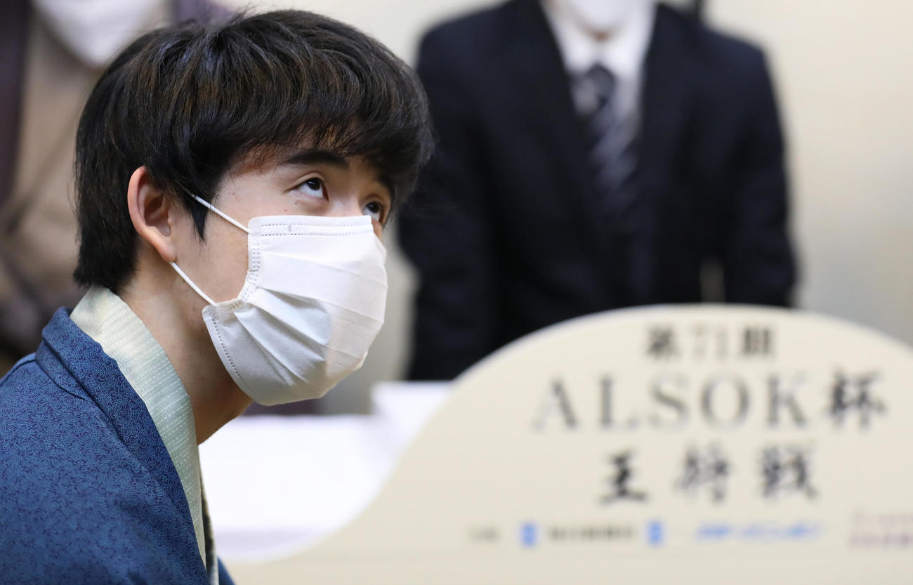 （代表撮影）