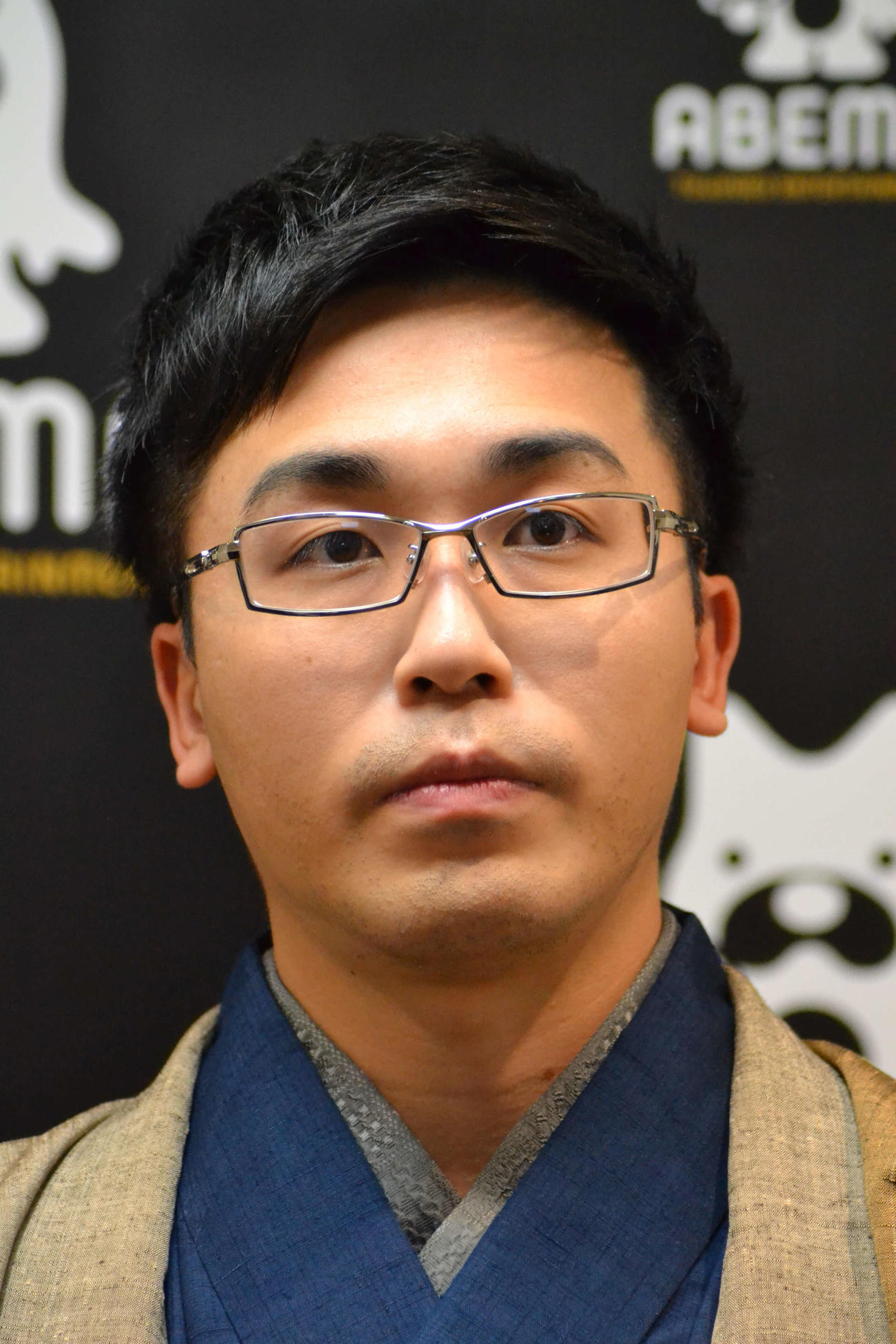 菅井竜也八段