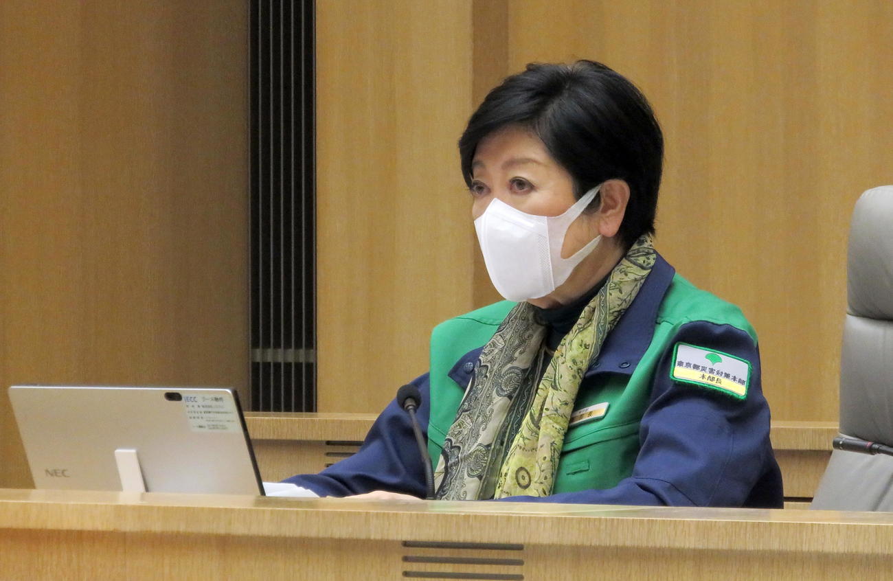 東京都の新型コロナウイルス感染症モニタリング会議に参加する小池百合子都知事（撮影・鎌田直秀）