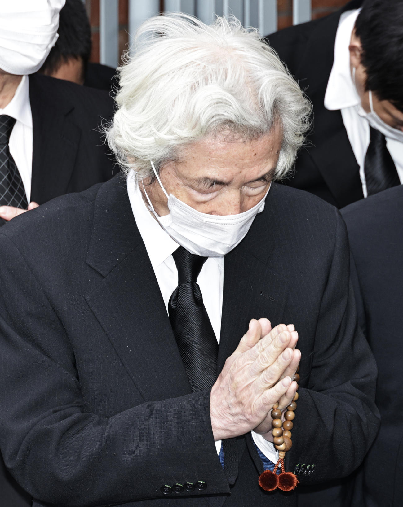 石原慎太郎氏を見送る小泉純一郎元総理（撮影・中島郁夫）