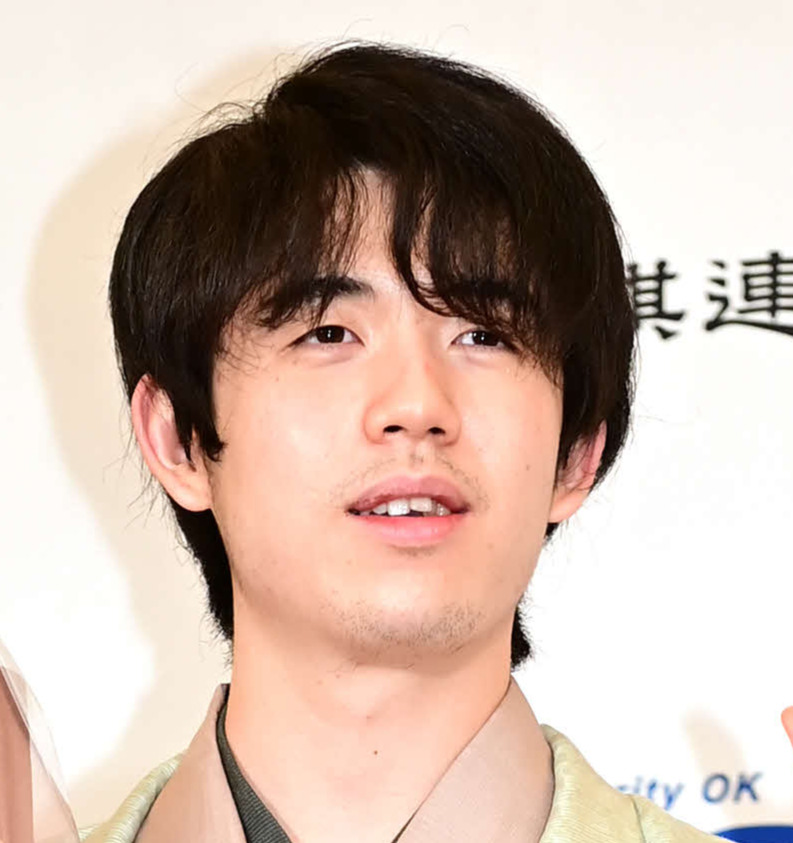 藤井聡太竜王（2022年2月12日）