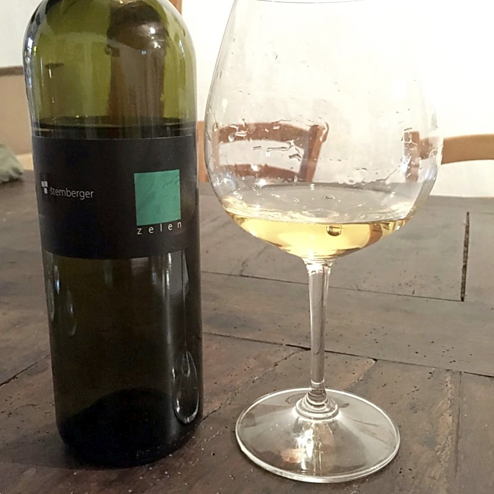 白ブドウ種「ゼレン」を使ってつくられたスロベニアワイン（365wine提供）