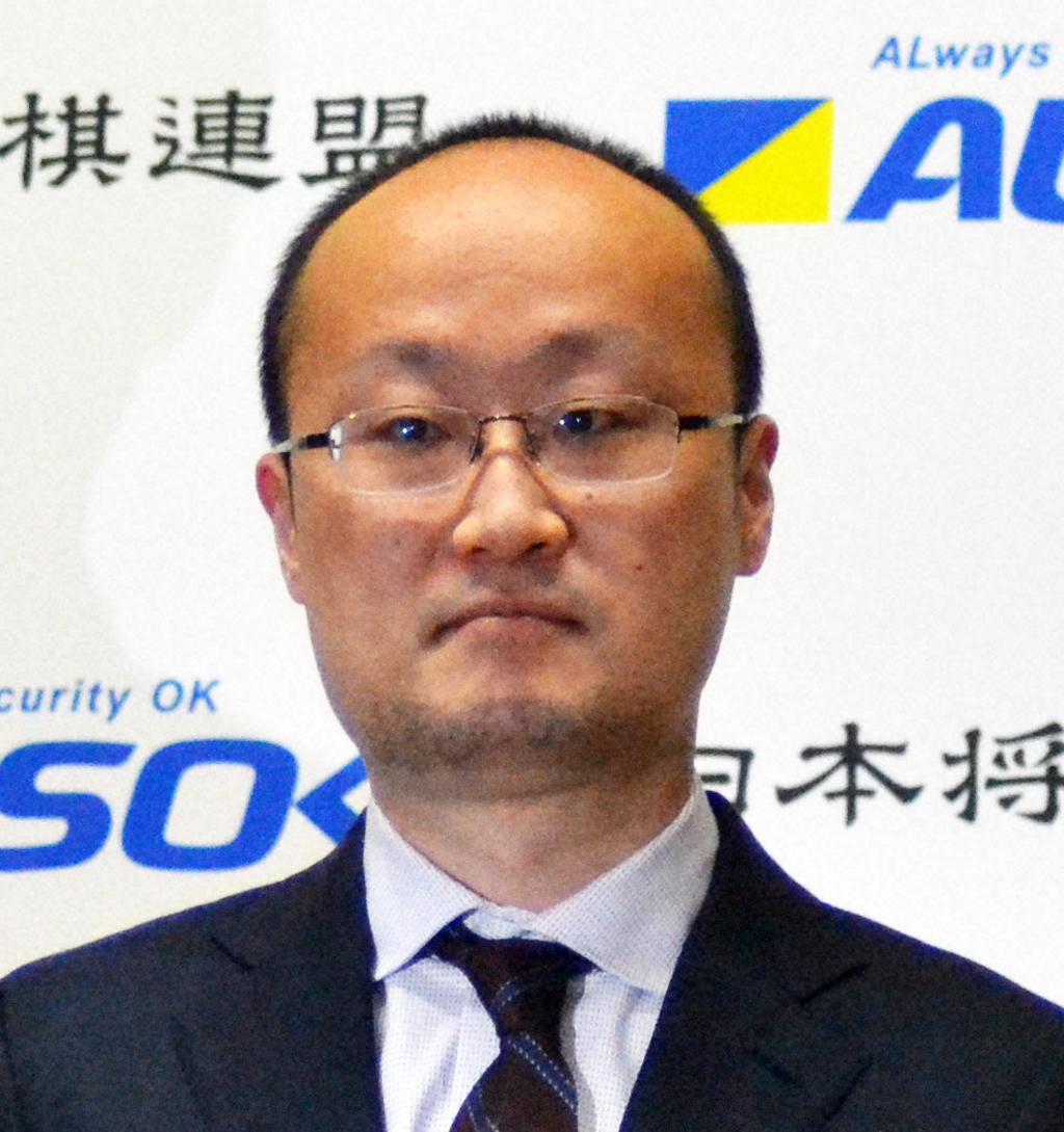渡辺明名人（2022年1月撮影）