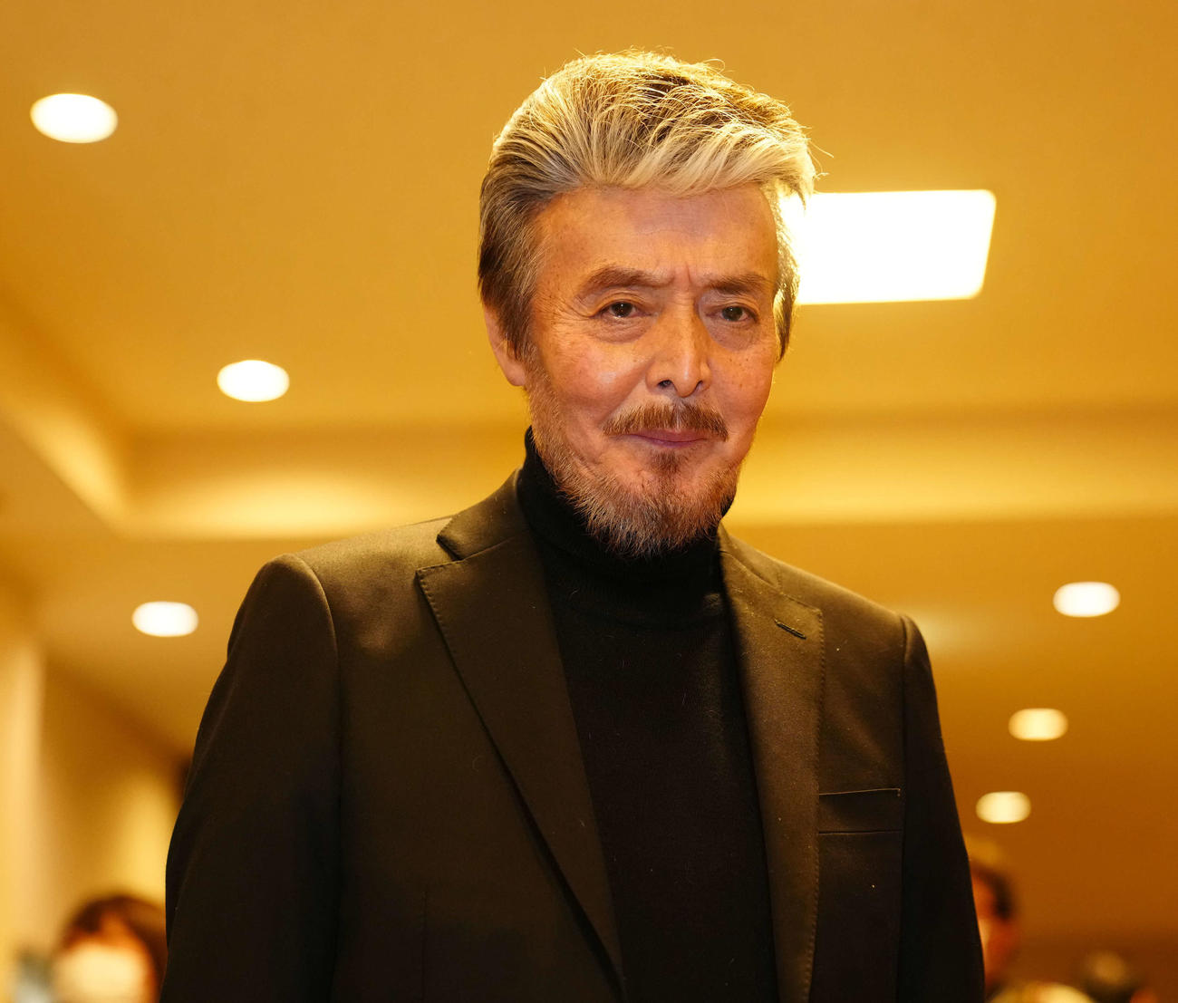 俳優の岡崎二朗（2022年1月撮影）
