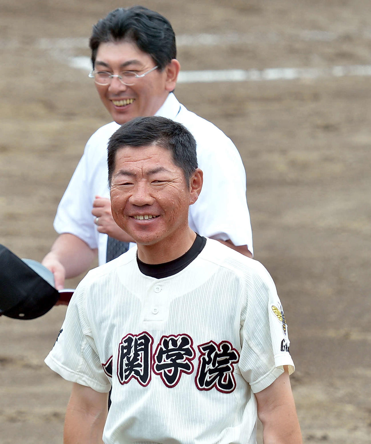 一関学院・高橋滋監督（手前）（2020年7月26日撮影）