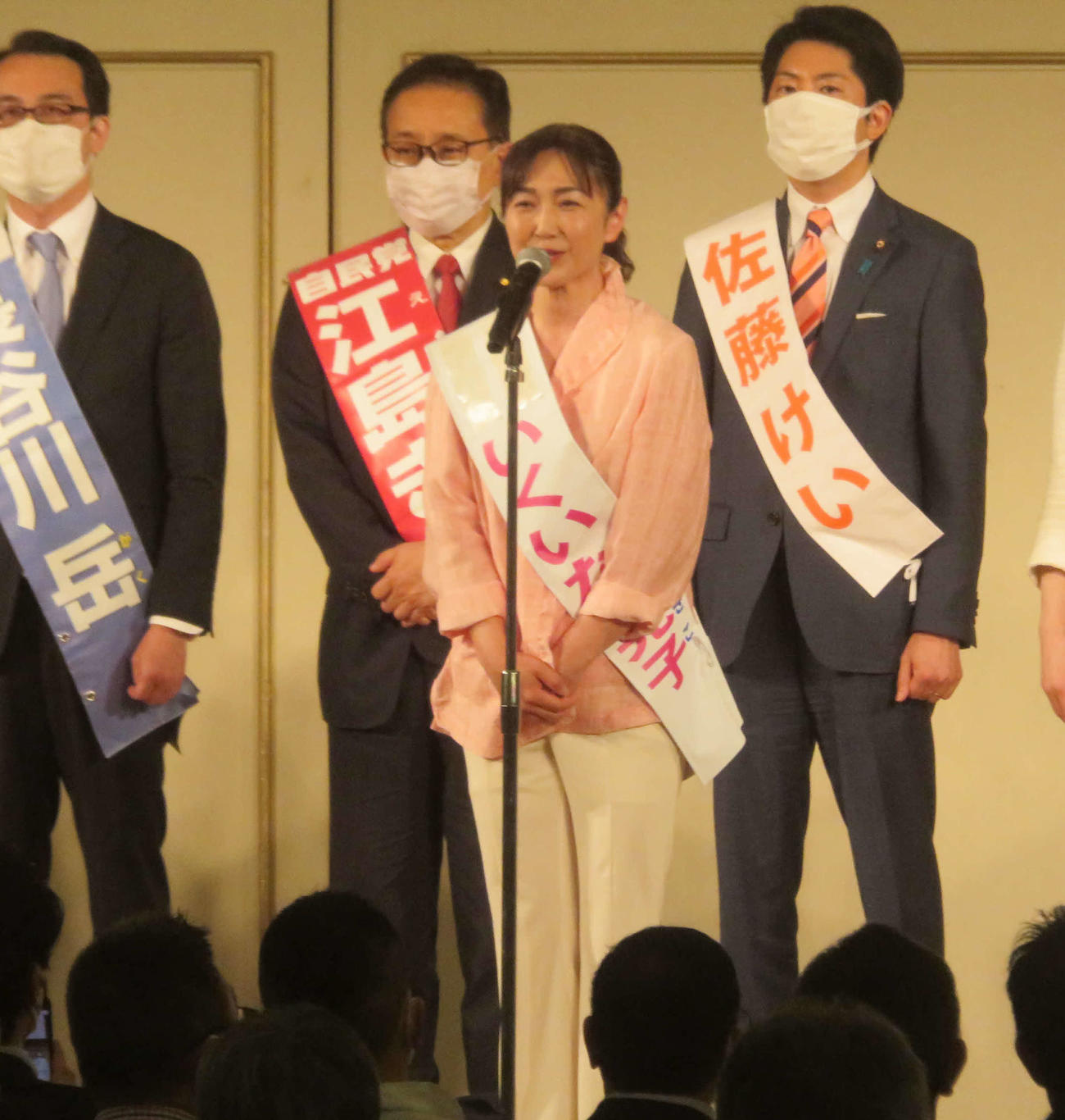 夏の参院東京選挙区から立候補予定の生稲晃子氏が自民党・安倍派のパーティーであいさつした（撮影・大上悟）