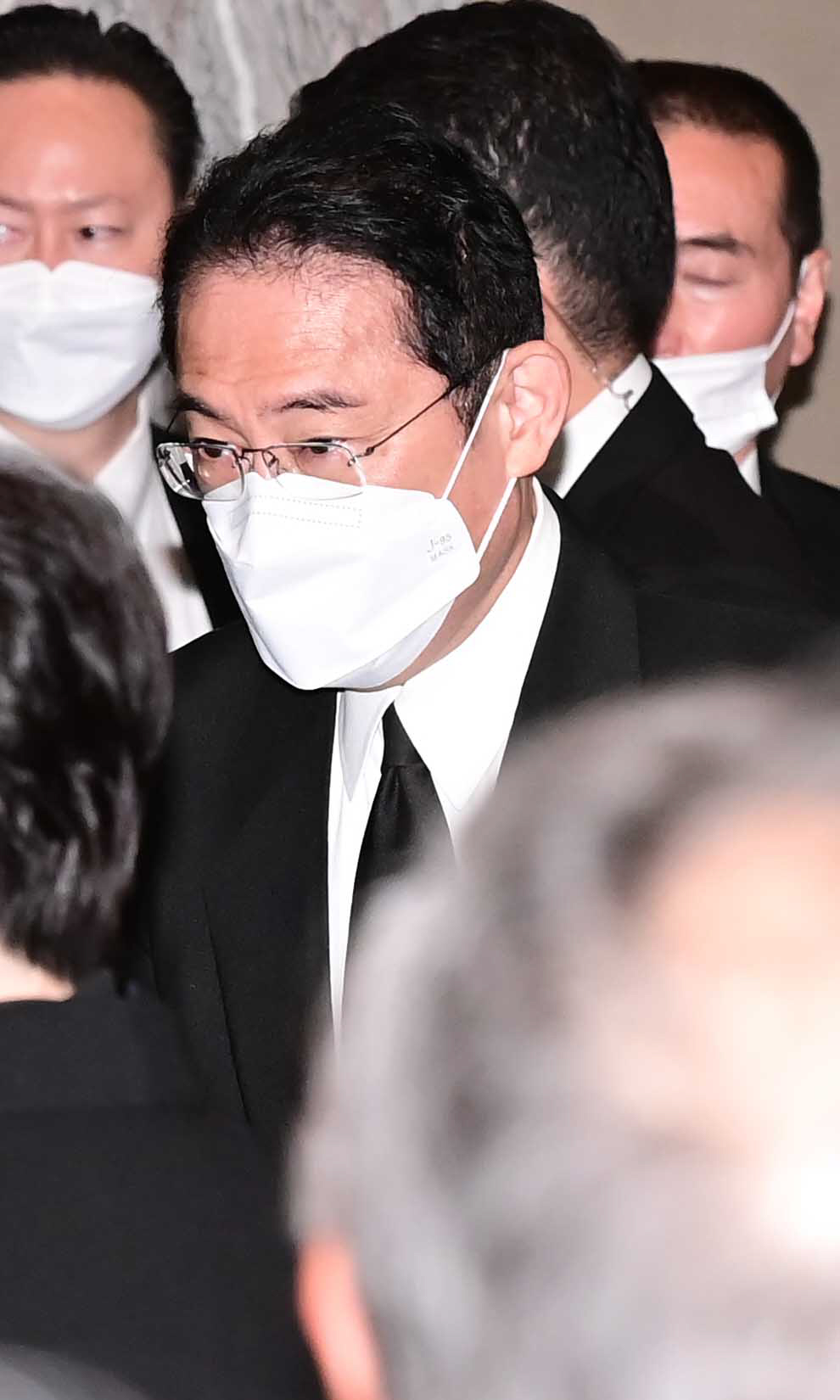 「石原慎太郎お別れの会」に参列し会場を引き揚げる岸田首相（撮影・小沢裕）