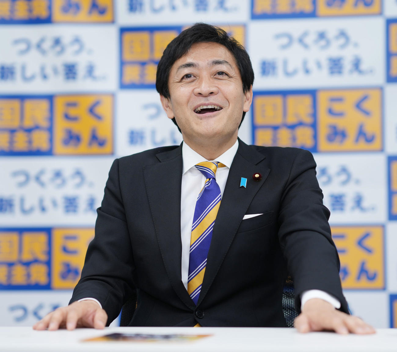 インタビューに応じる国民民主党玉木代表（撮影・菅敏）