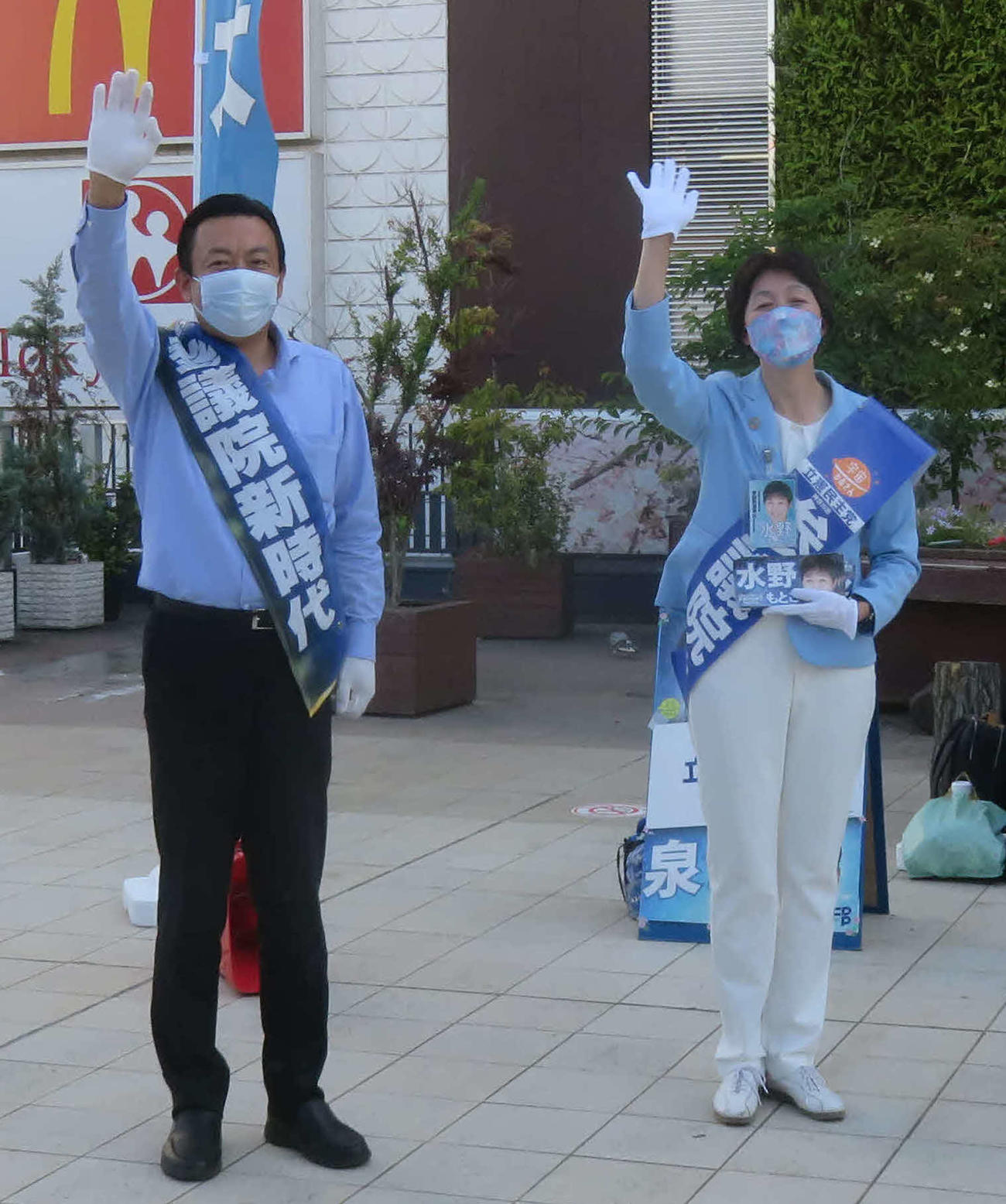 参院選神奈川選挙区に立候補予定の立憲民主党・水野素子氏（右）と寺崎雄介氏（撮影・大上悟）