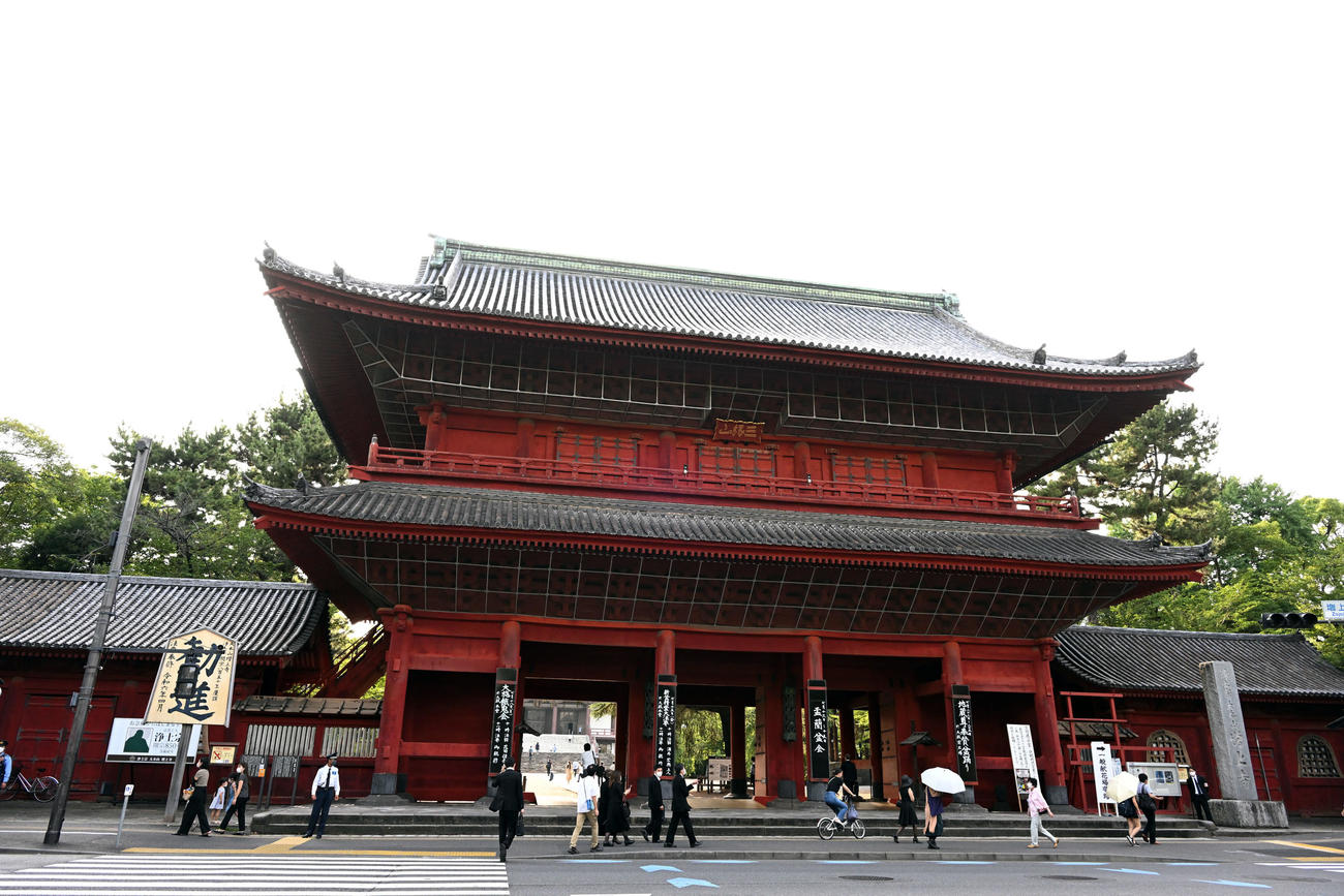 亡くなった安倍晋三元首相の通夜が執り行われた増上寺（撮影・滝沢徹郎）
