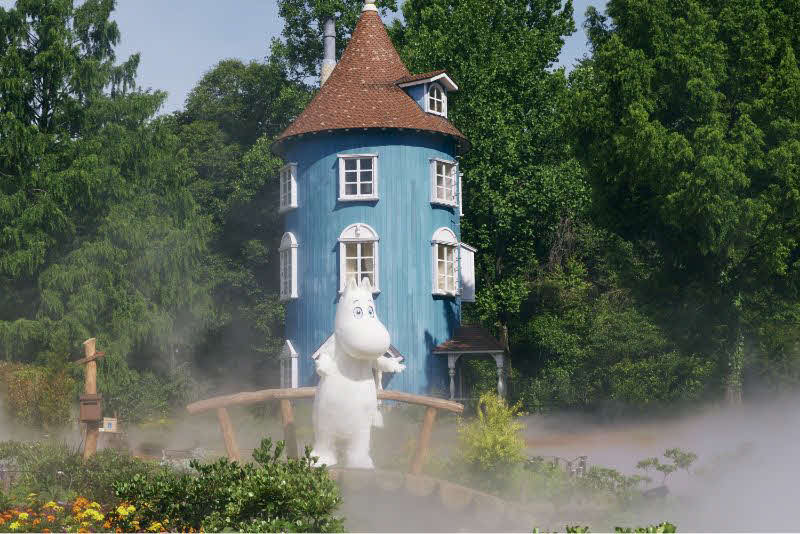 雲海ミストの中にたたずむムーミン（C）ムーミン物語