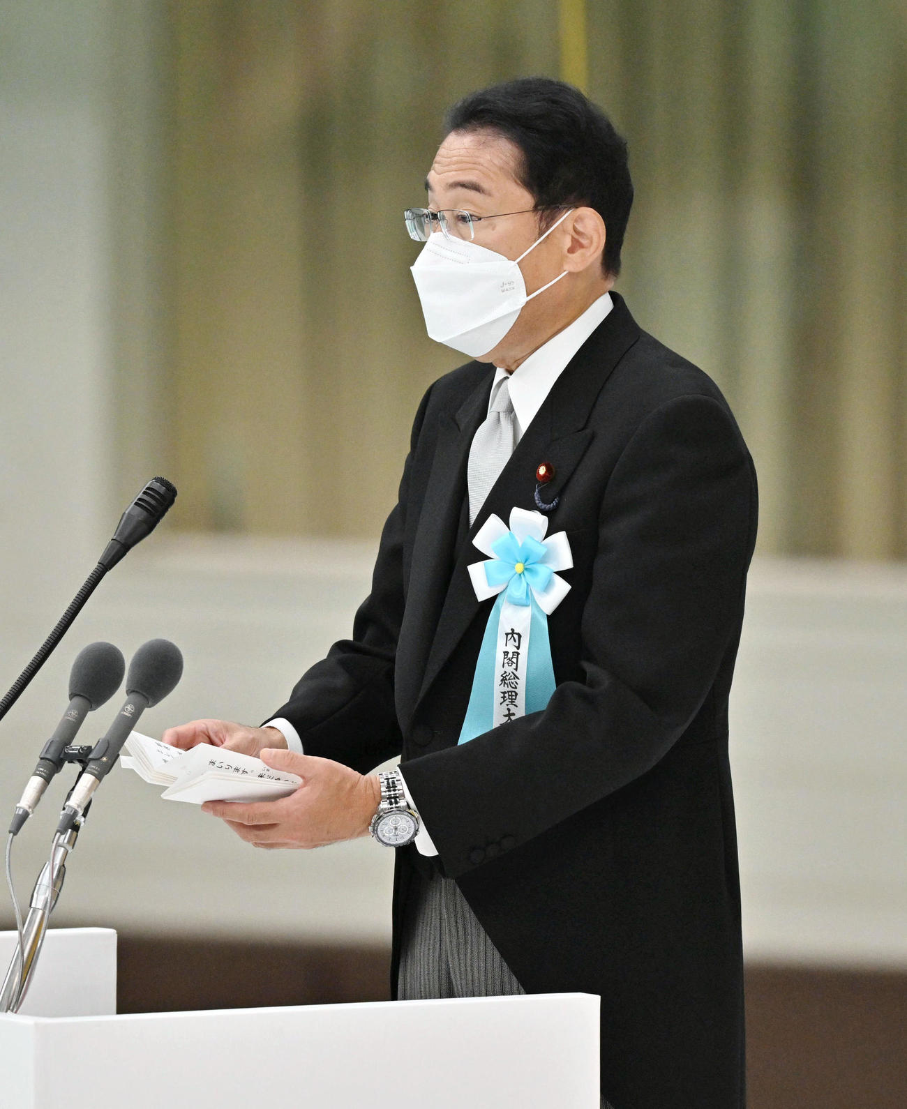 全国戦没者追悼式で式辞を述べる岸田首相（代表撮影）