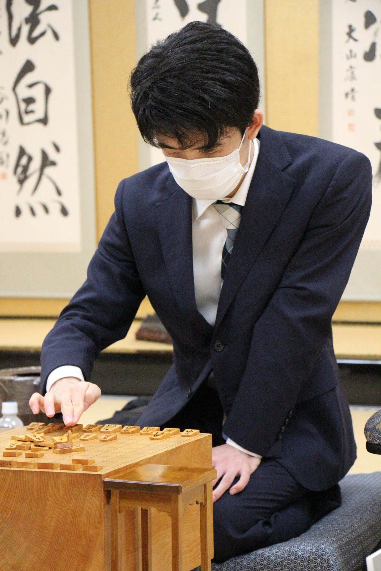 第48期棋王戦コナミグループ杯挑戦者決定トーナメント3回戦に臨んだ藤井聡太竜王（外部提供）