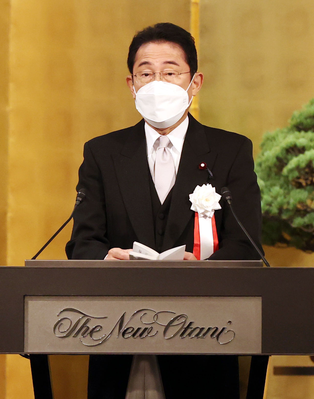 日本遺族会創立75周年記念式典であいさつする岸田文雄首相（撮影・狩俣裕三）
