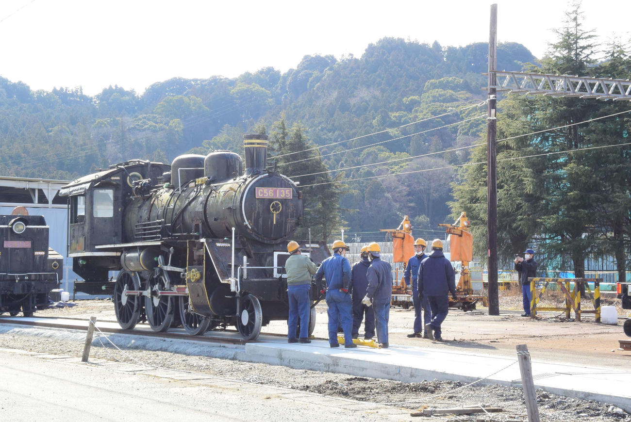 「大井川鐵道」が初のクラウドファンディングで動態化を目指すSL「C56形135号機」（同社提供）