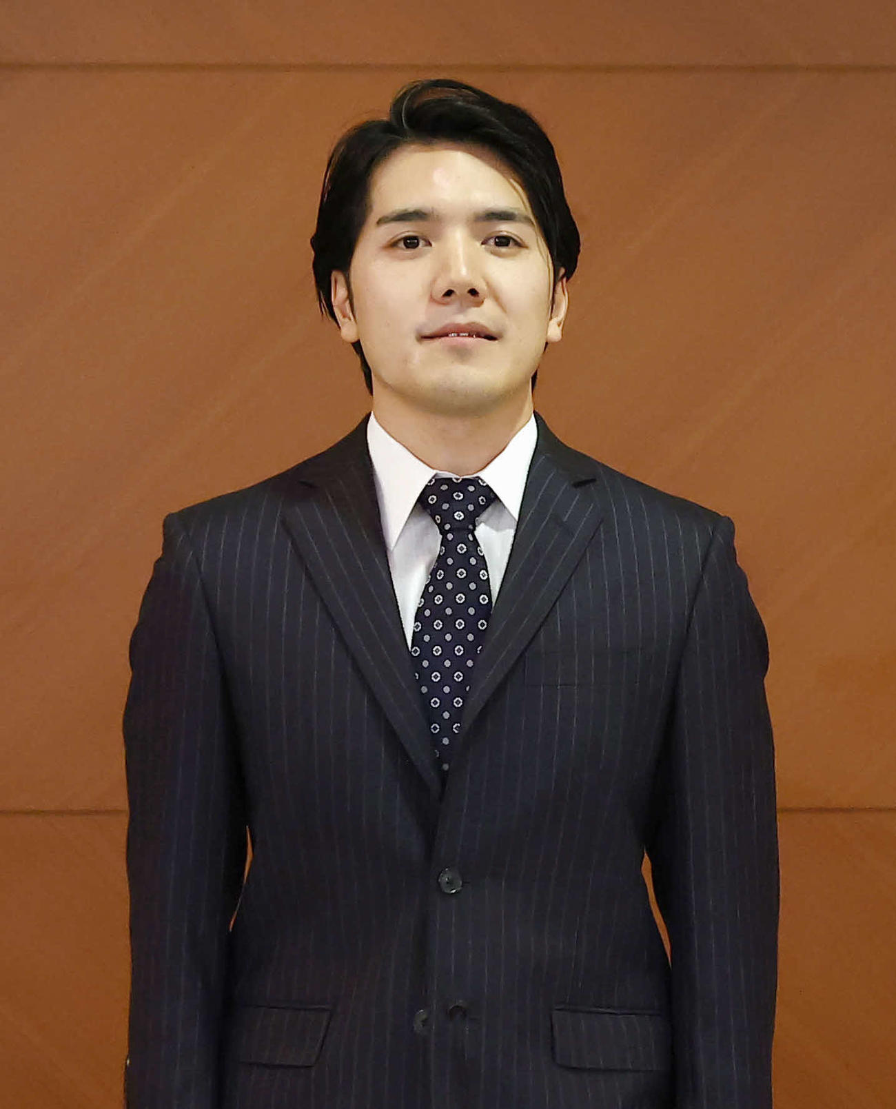 眞子さんとの結婚記者会見を終えた小室圭さん（2021年10月26日撮影）
