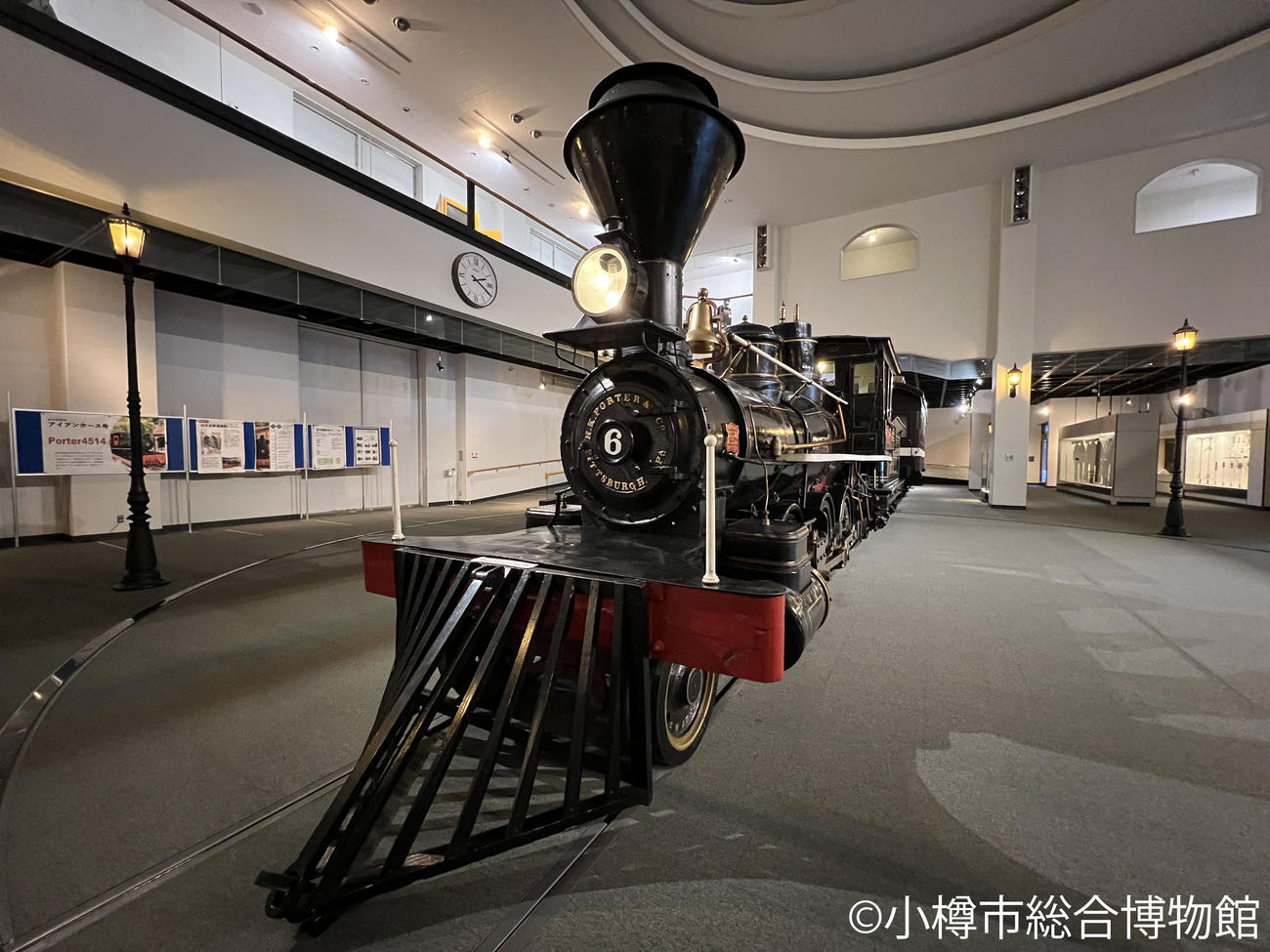 小樽市総合博物館に展示されている「しづか号」（撮影・佐藤翔太）