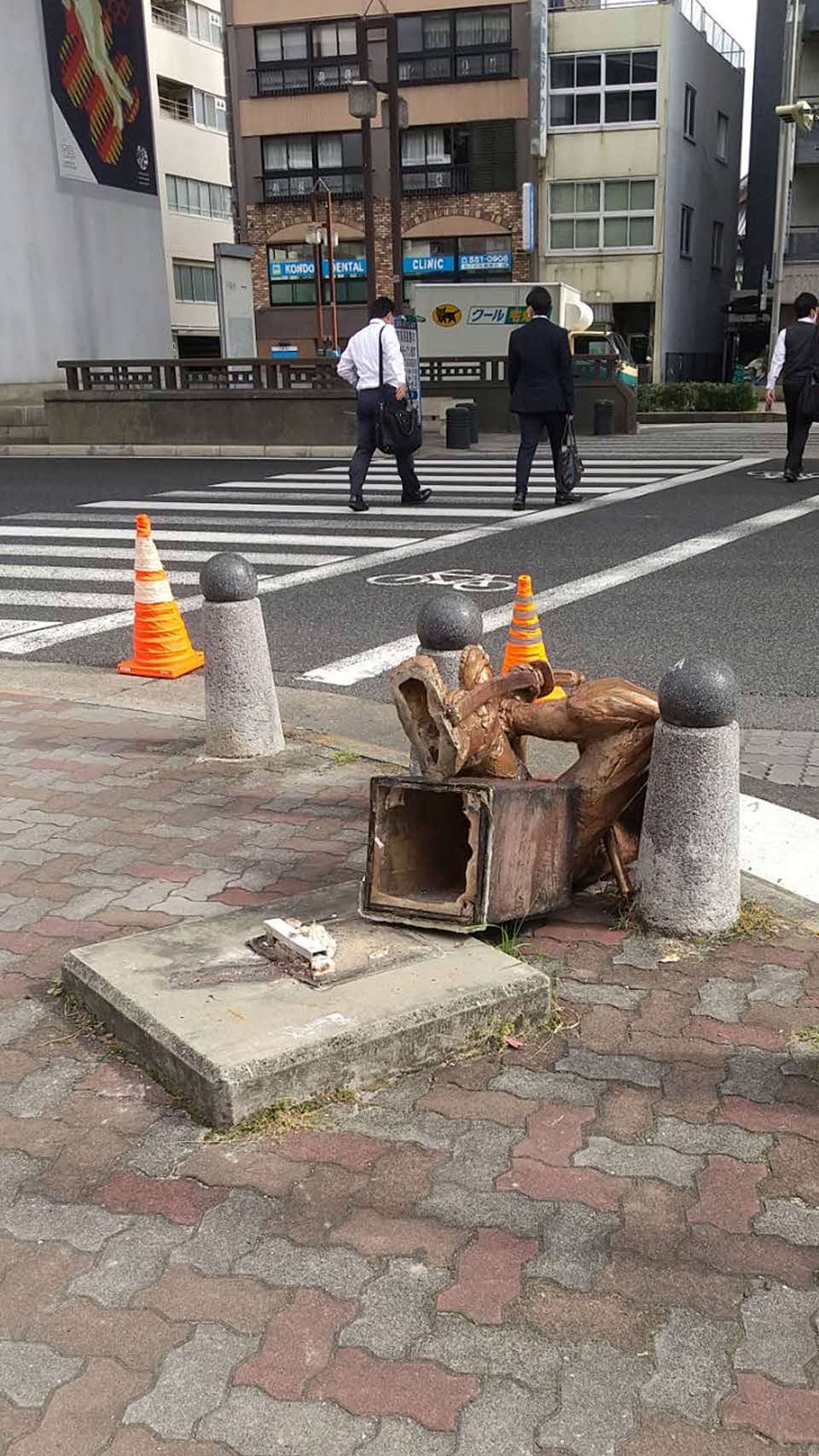 倒された徳川家康像（円頓寺本町商店街振興組合提供）