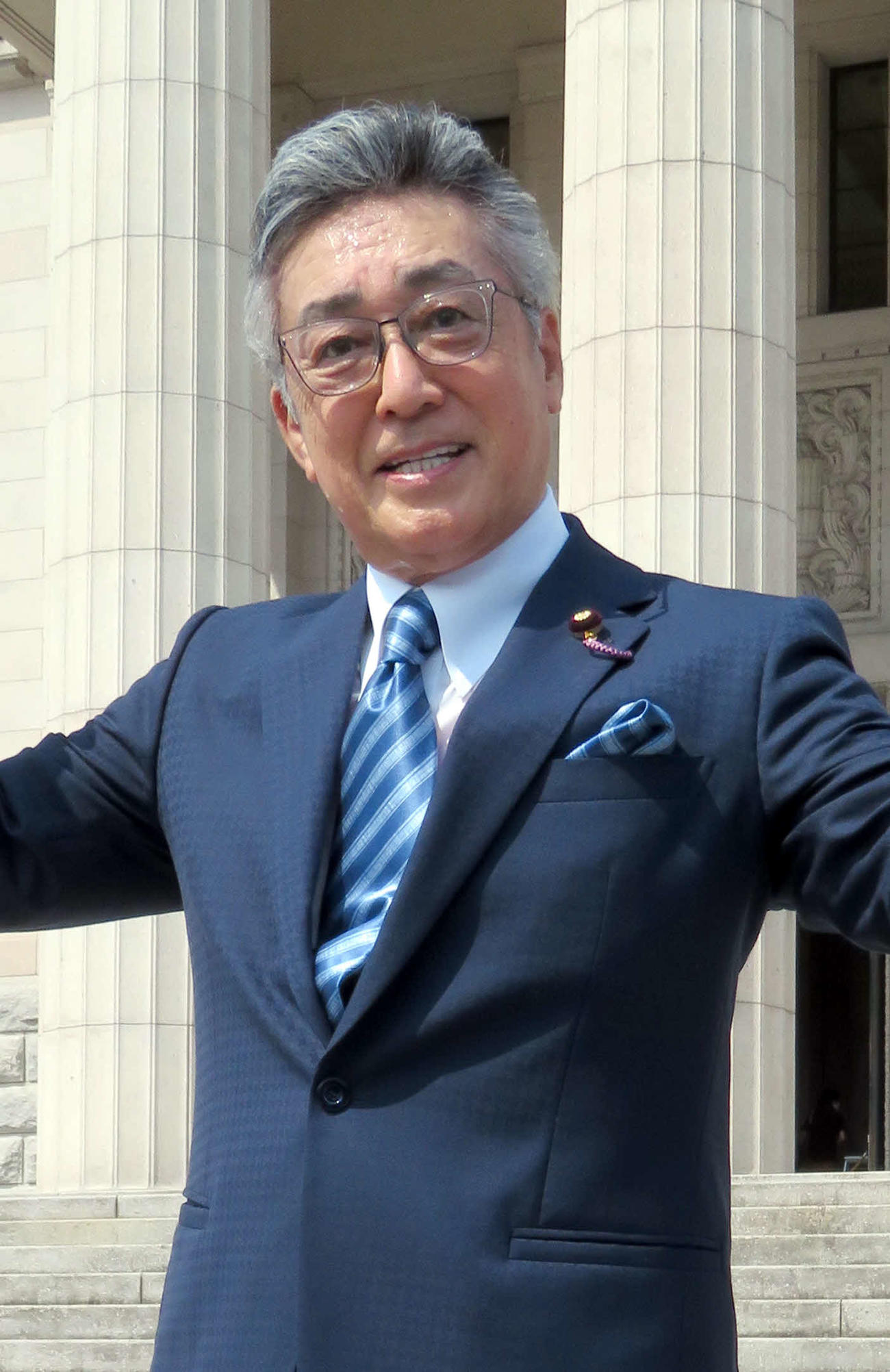 日本維新の会の中条きよし参院議員（2022年8月3日撮影）