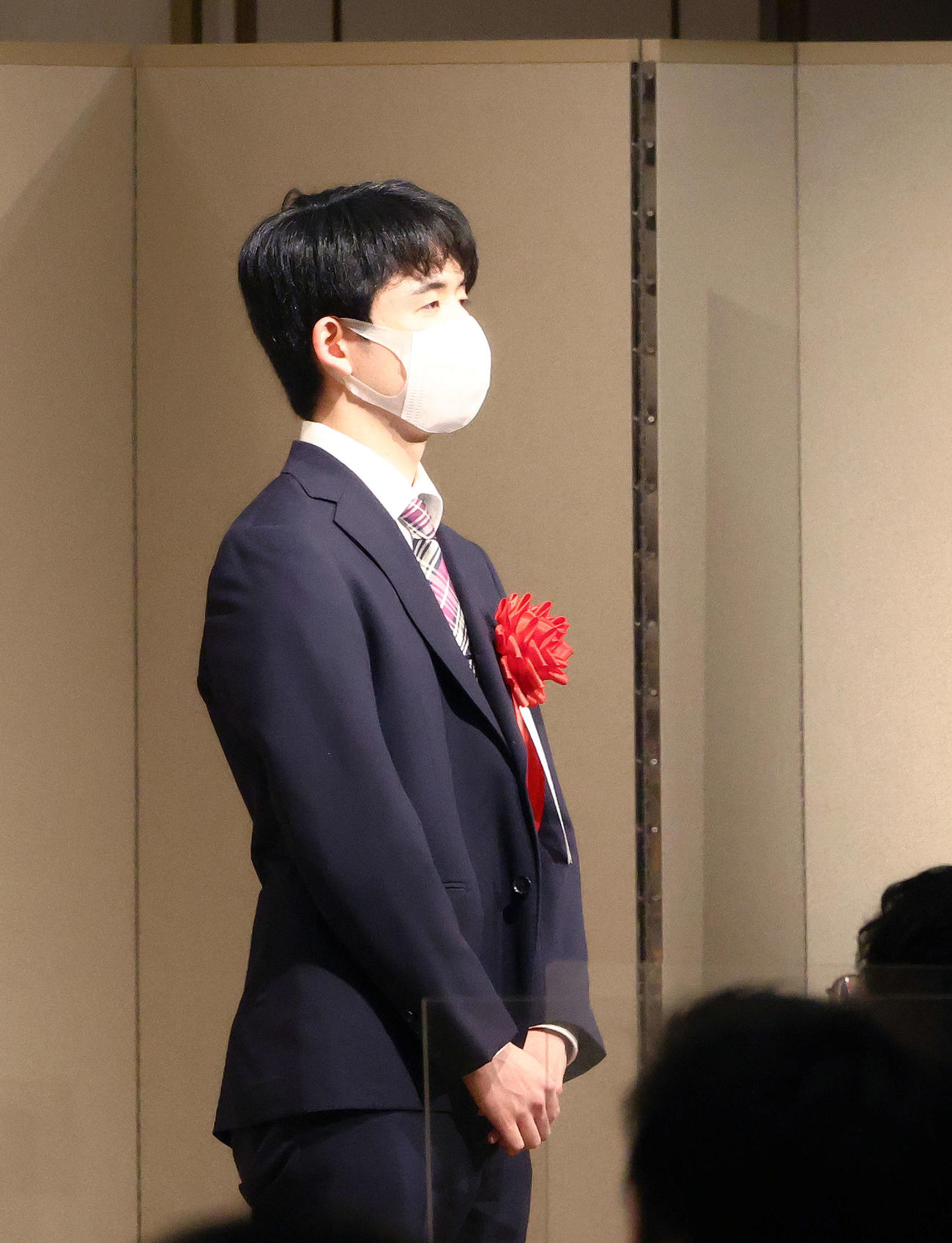 将棋日本シリーズ関東大会開催記念棋士トークイベントに臨む藤井竜王（撮影・河田真司）