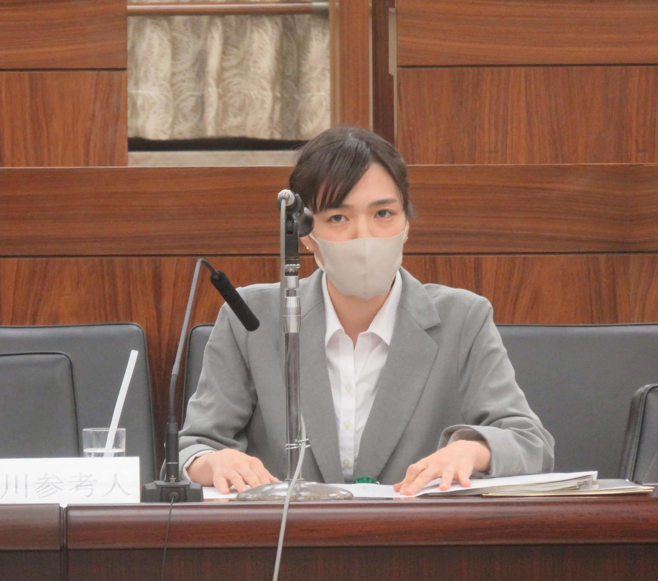 旧統一教会の元2世信者の小川さゆり（仮名）さんが参院消費者問題特別委員会に参考人招致され、初めて国会で意見陳述を行った（撮影・大上悟）