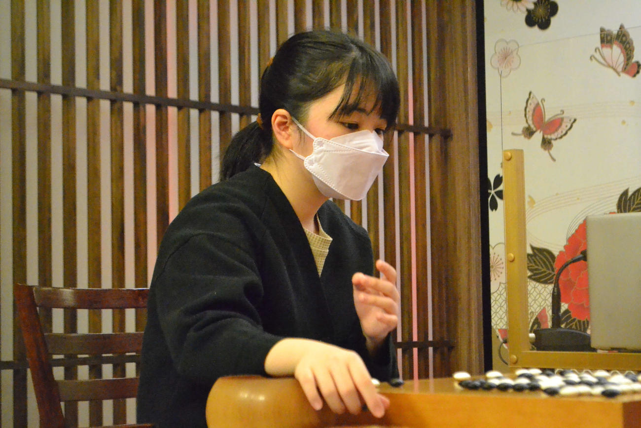 仲邑菫三段