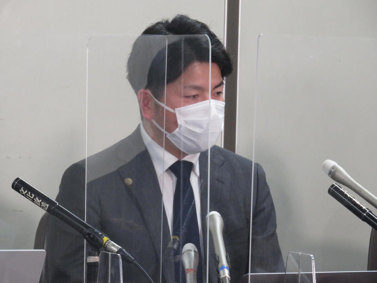 判決を受け、会見で「誹謗（ひぼう）中傷のない世の中になってほしい」と訴えた松永拓也さん