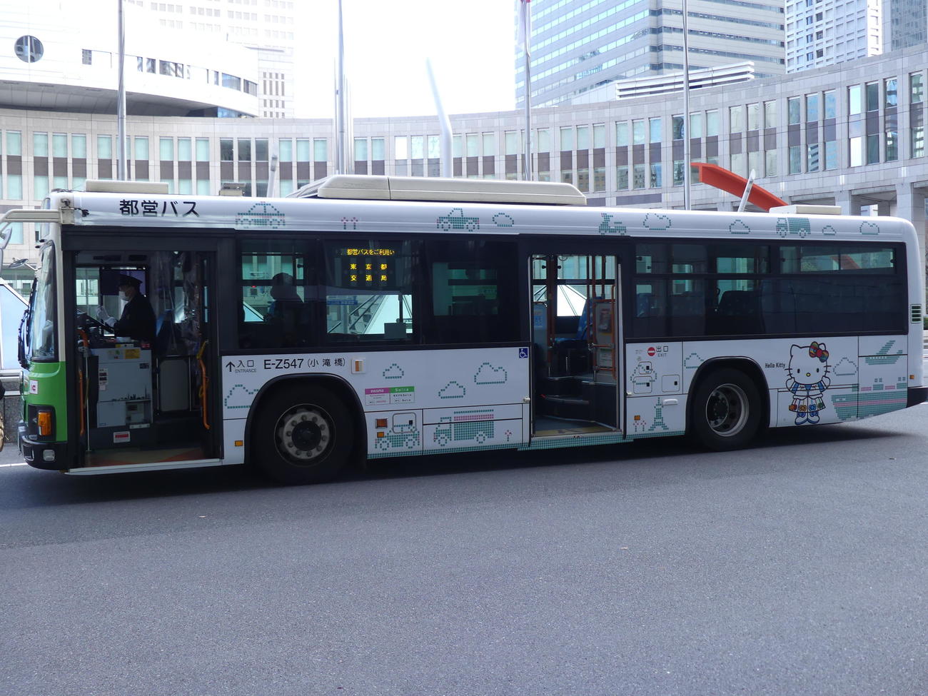 次世代バイオ燃料を搭載して走ることになった都営バス（撮影・中山知子）