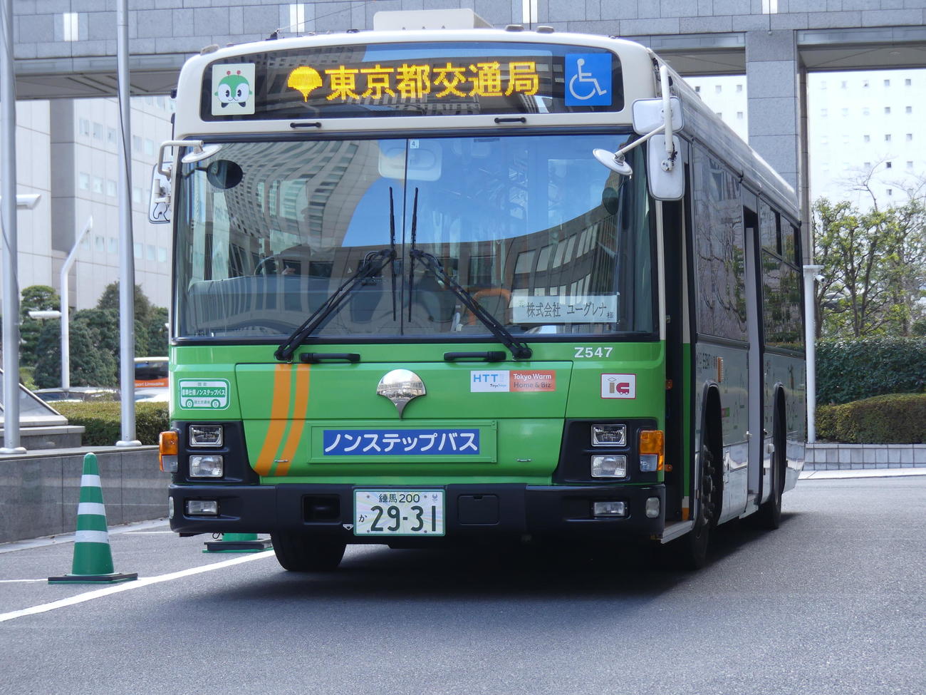 次世代バイオ燃焼を搭載して走ることになった都営バス（撮影・中山知子）