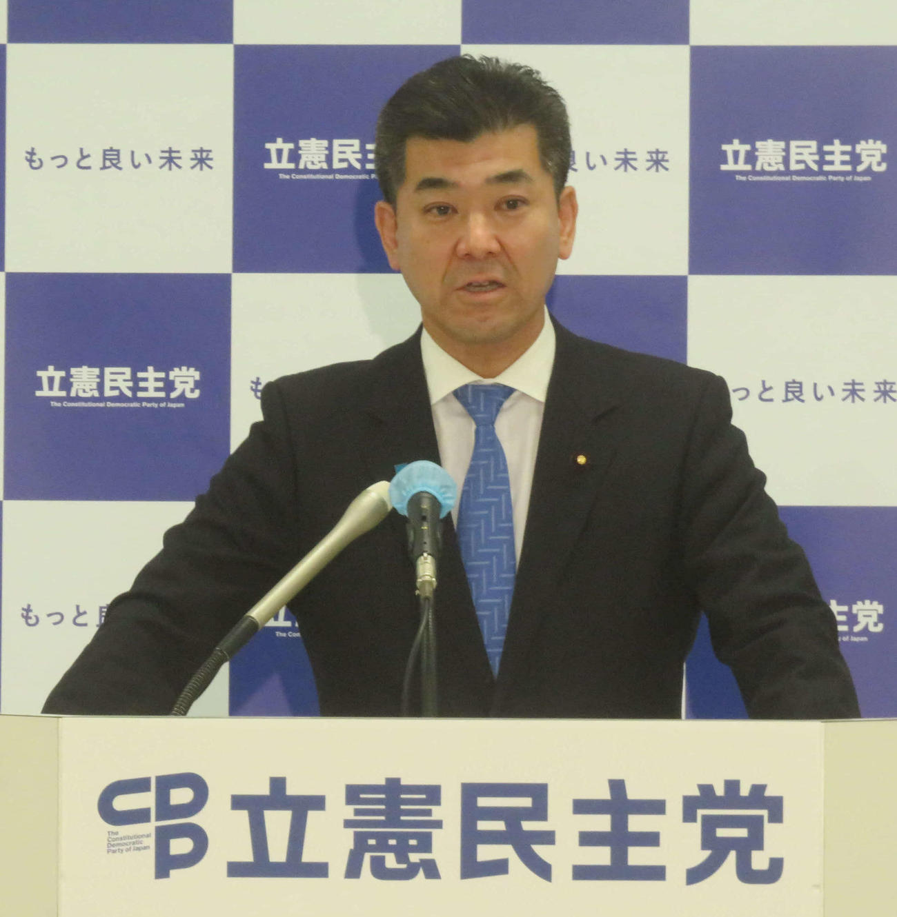 自民党の茂木敏充幹事長を皮肉った立憲民主党の泉健太代表（撮影・大上悟）
