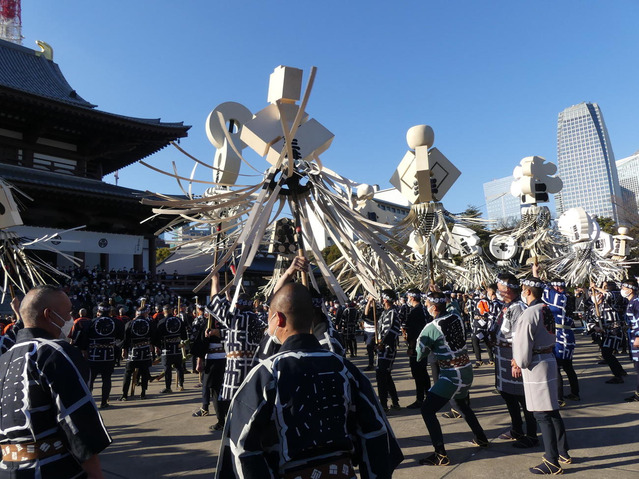 徳川宗家19代の「継宗の儀」で行われた江戸消防記念会の特別演舞奉納（撮影・中山知子）