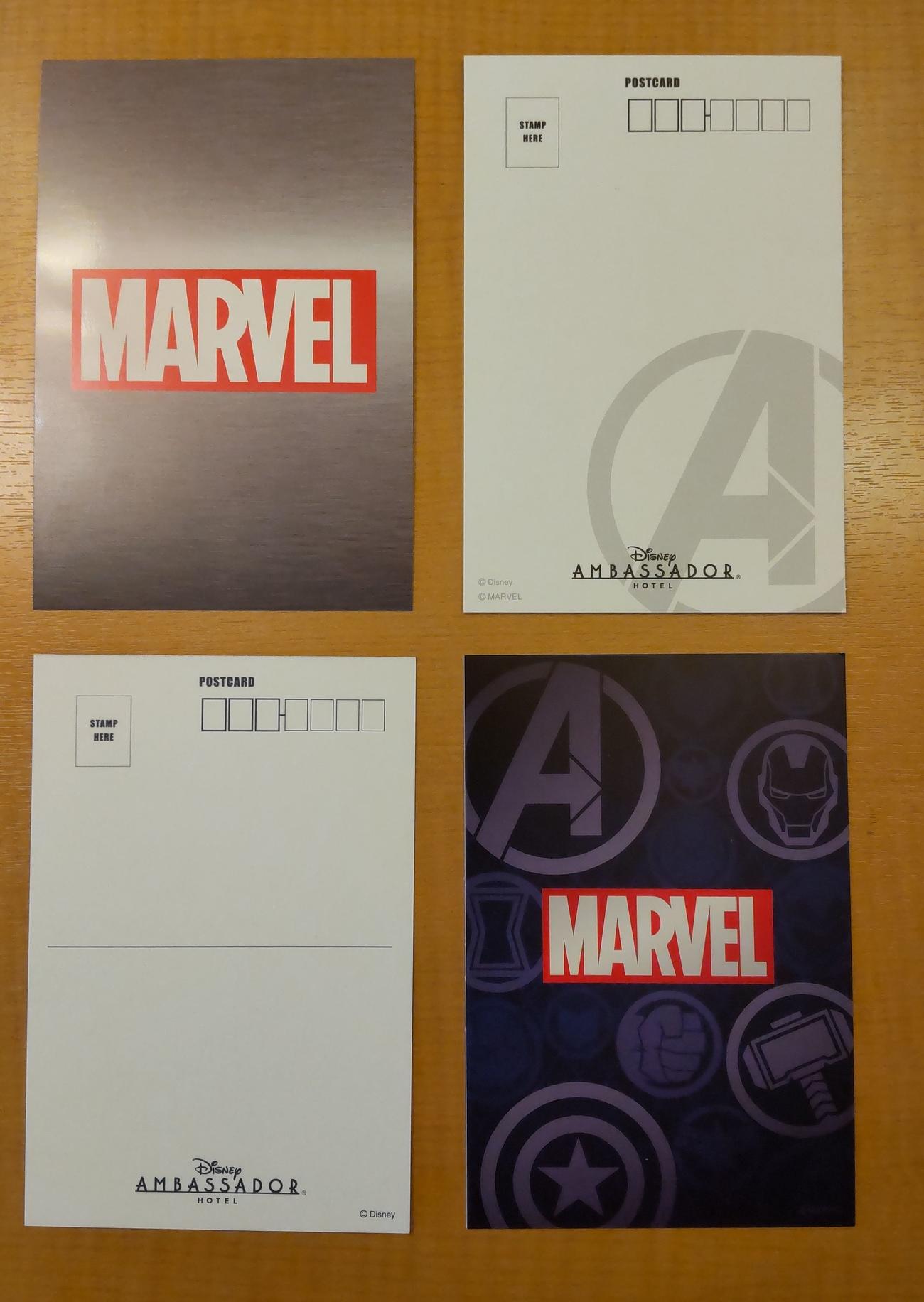 アベンジャーズの特製はがきもゲットできる（撮影・寺沢卓）