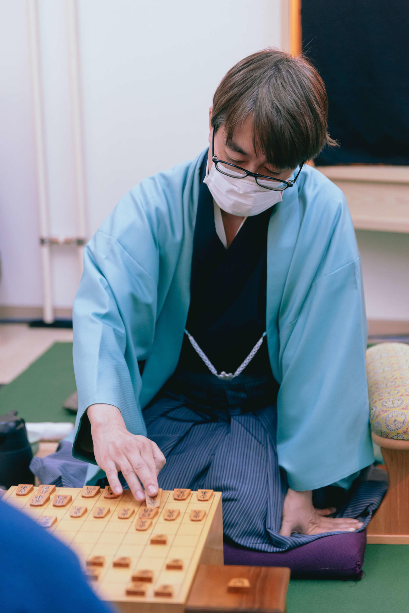 主導権を奪って一気に押し切りたい羽生善治九段（日本将棋連盟提供）