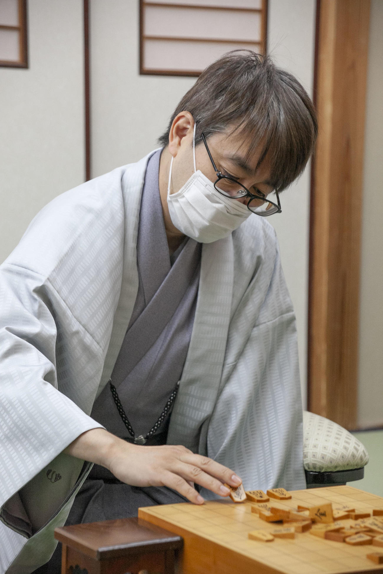 第72期ALSOK杯王将戦7番勝負第5局に臨んだ羽生善治九段（日本将棋連盟提供）