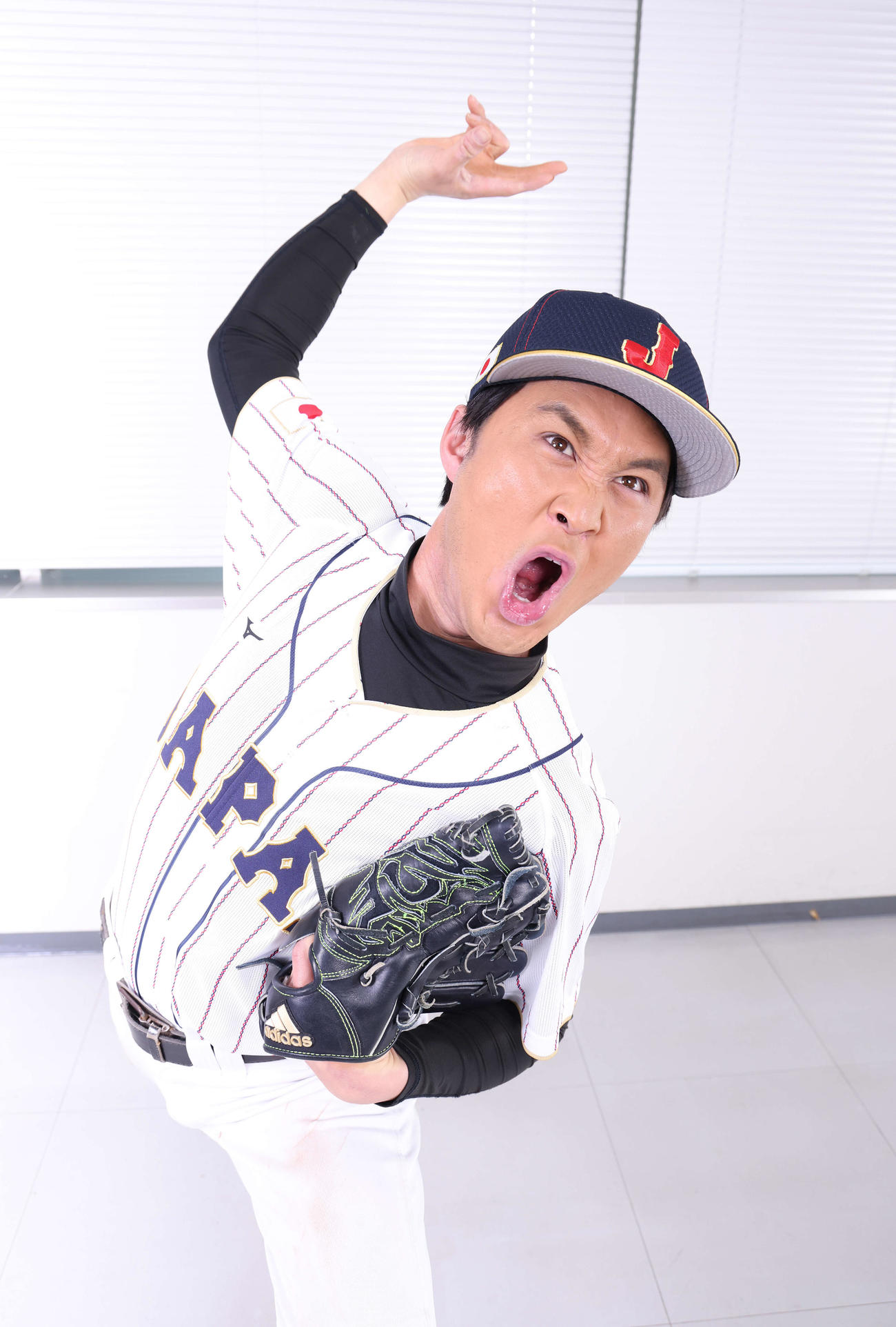 宇田川優希のものまねをする「＃ちょいまねジャパン」の宇田川超優希（撮影・河田真司）