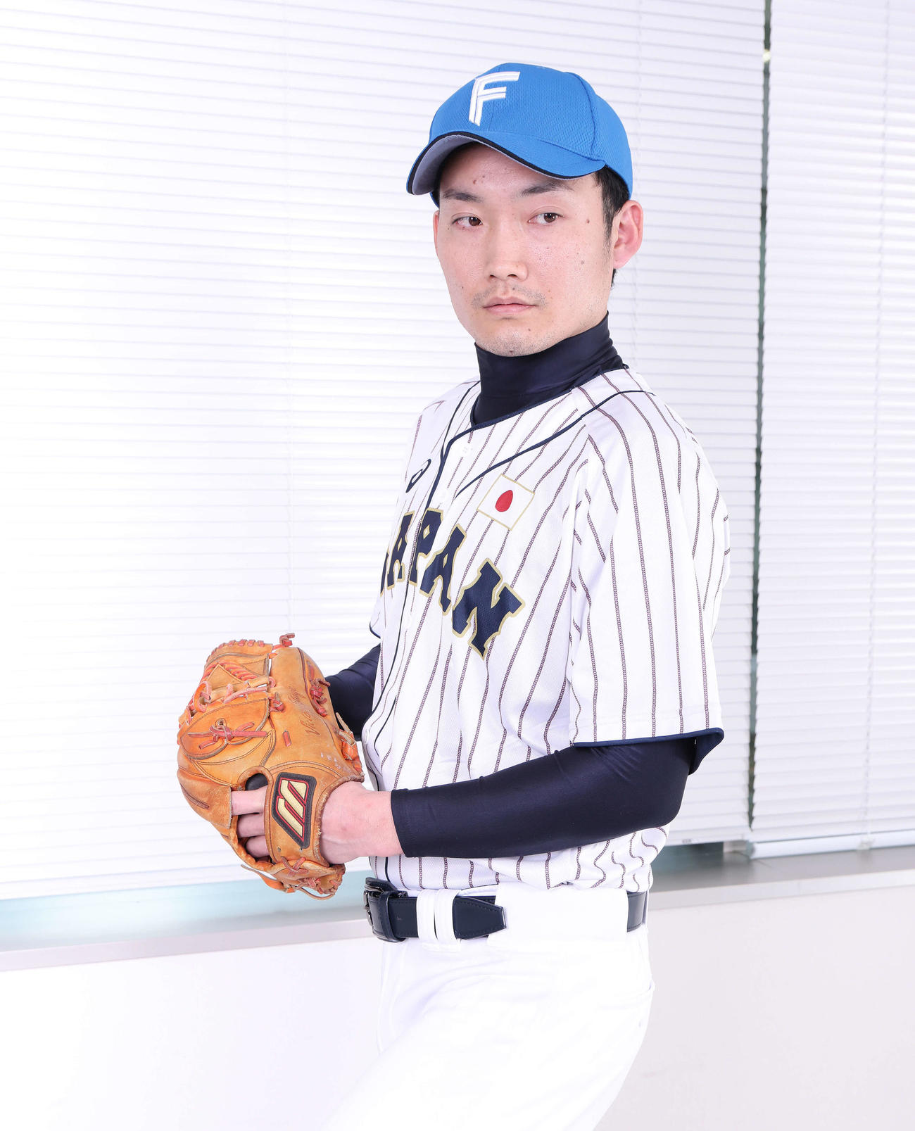 日本ハム伊藤のものまねをする「＃ちょいまねジャパン」の伊糖大海（撮影・河田真司）