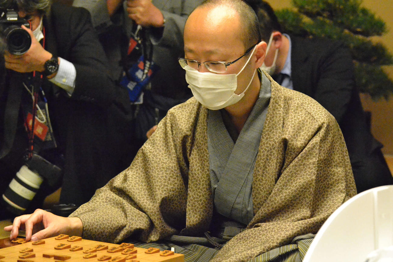 藤井聡太竜王につけられた差を詰められずに敗れた渡辺明名人