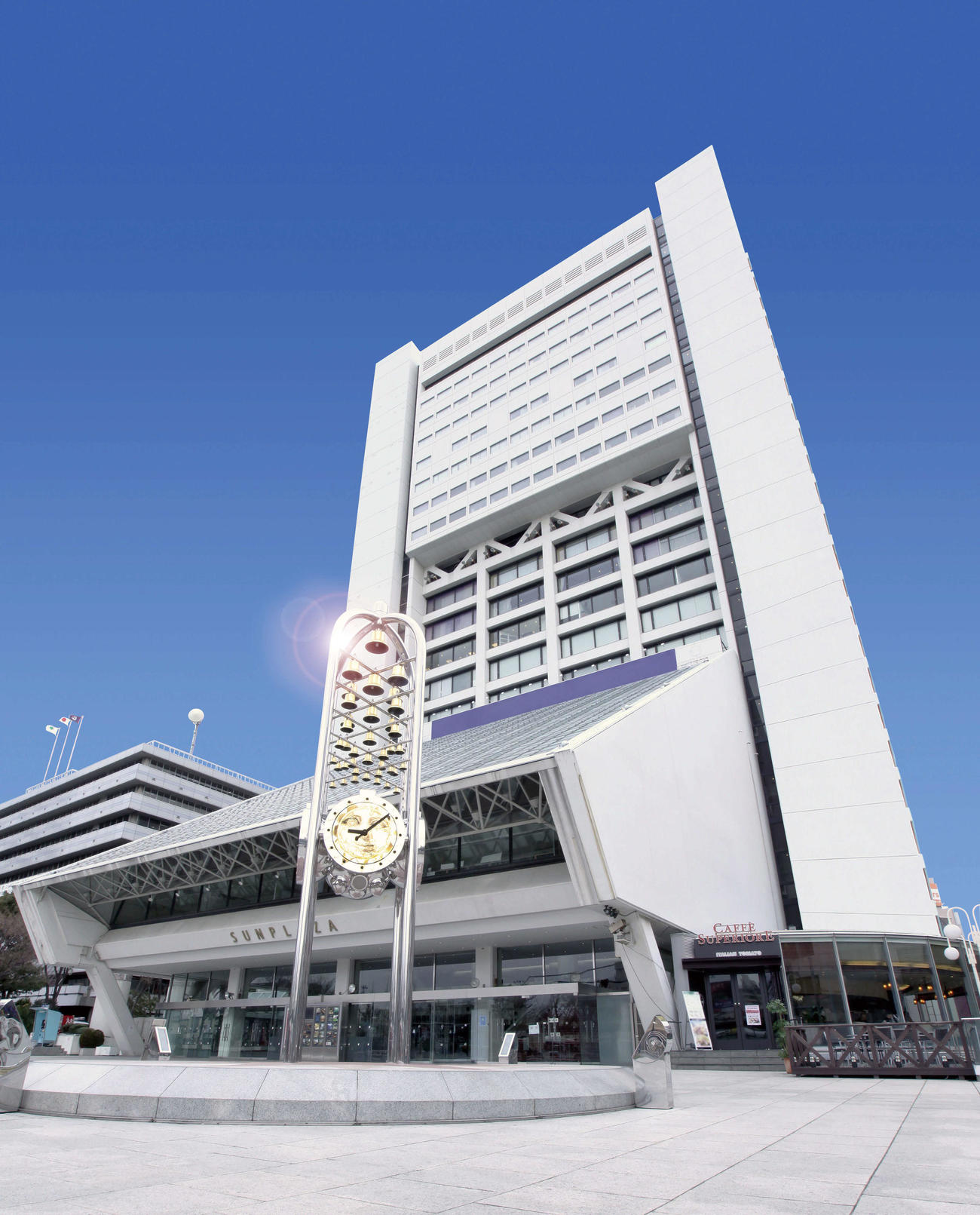 地域のランドマークの中野サンプラザ（株式会社中野サンプラザ提供）