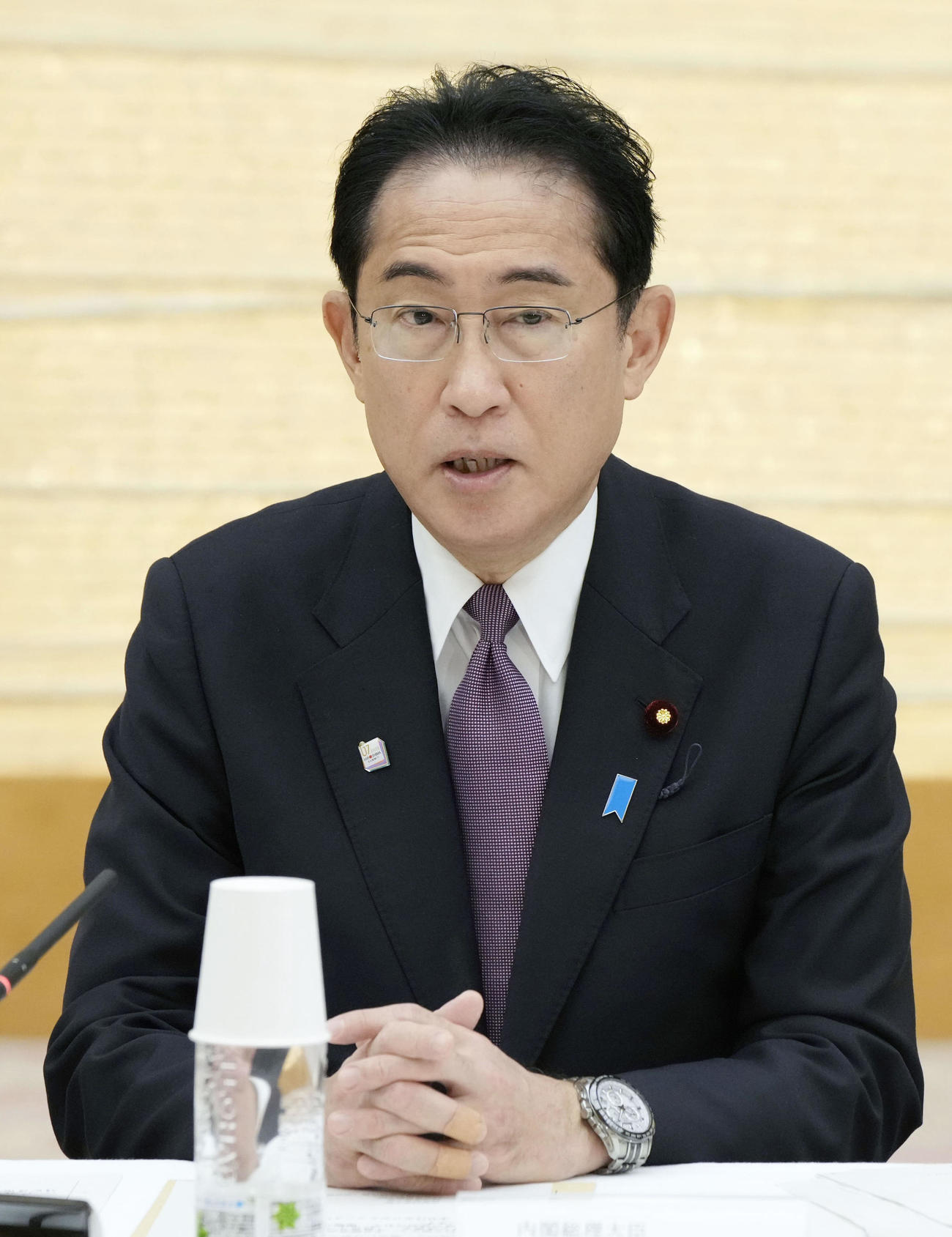 「AI戦略会議」の初会合であいさつする岸田首相（共同）