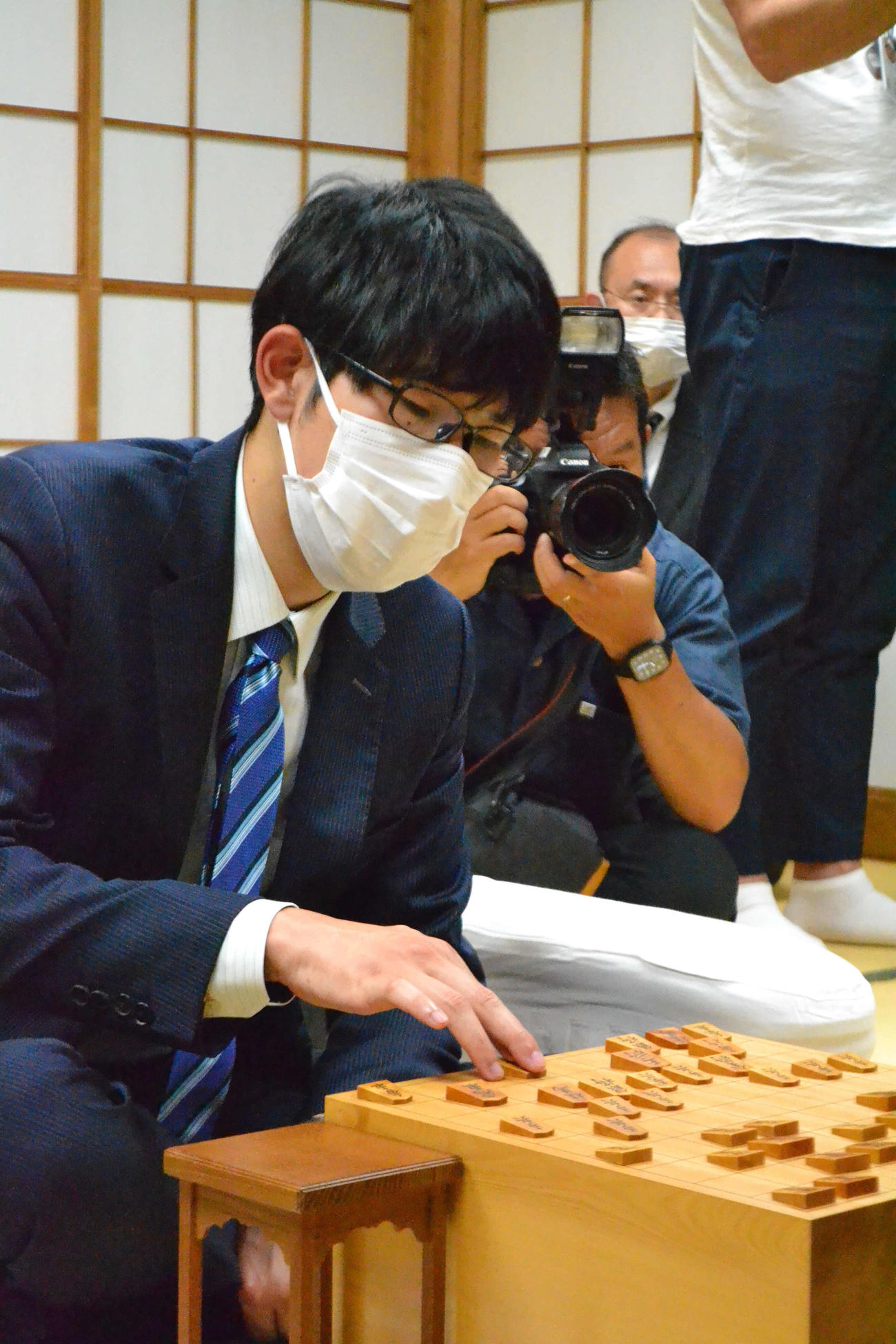 羽生善治九段を下して王位戦初の挑戦権を獲得した佐々木大地七段