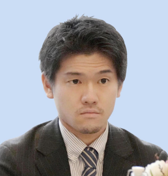 岸田翔太郎秘書官（共同）