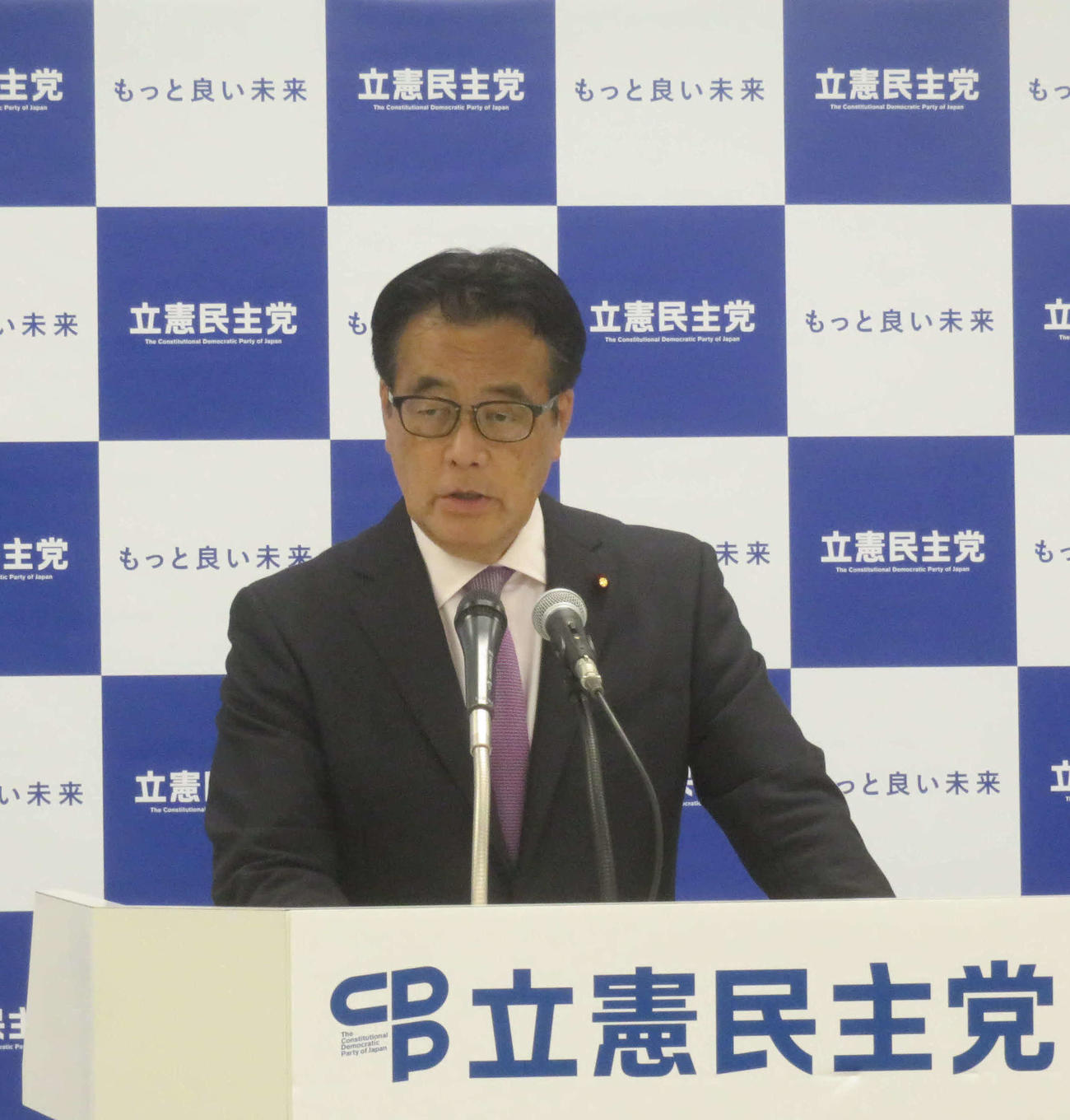 立憲民主党の岡田克也幹事長は次期衆院選へ早期解散の動きを「増税隠し解散」と批判した（撮影・大上悟）