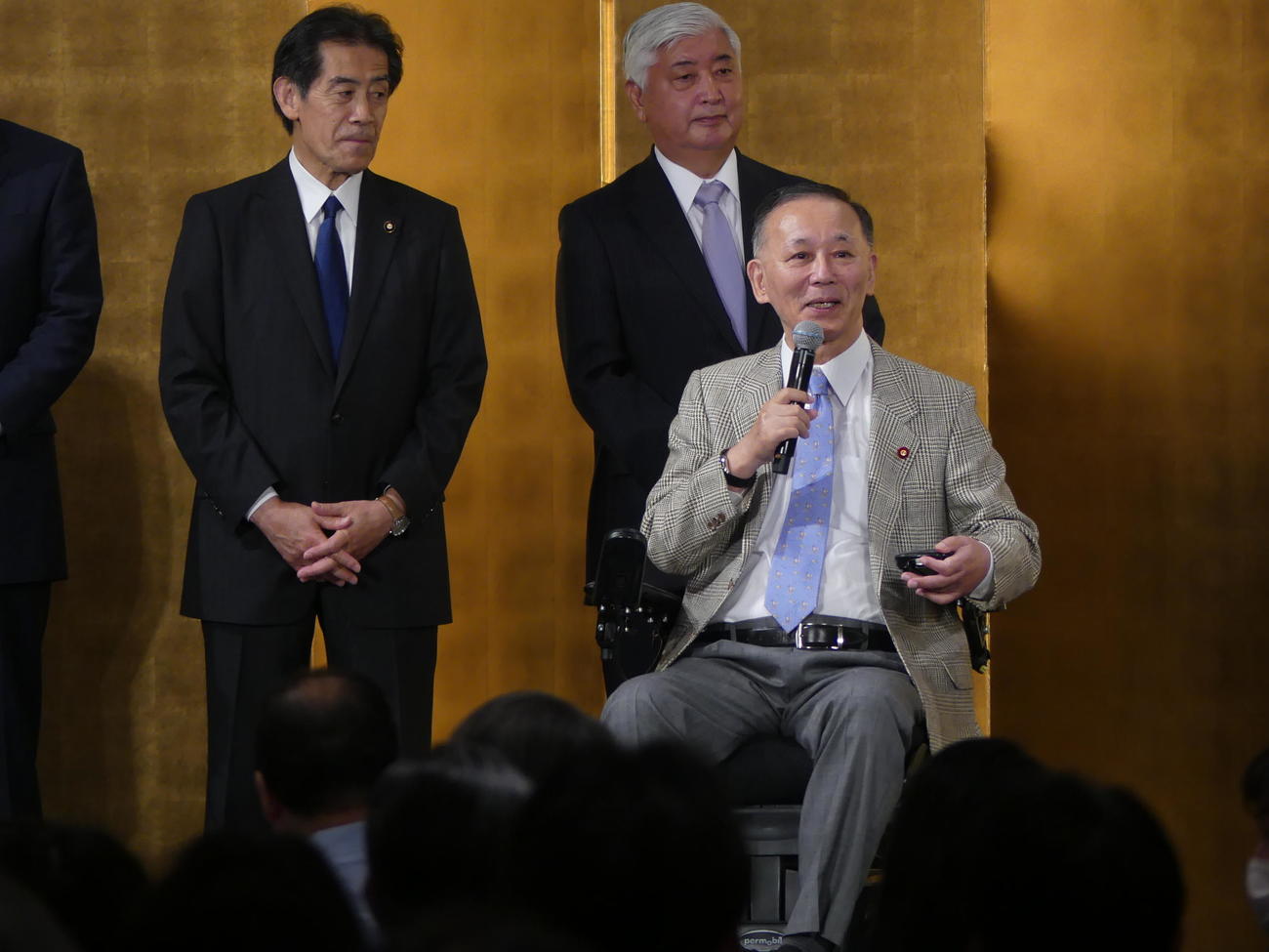 特別顧問を務める有隣会のパーティーであいさつする谷垣禎一氏（撮影・中山知子）