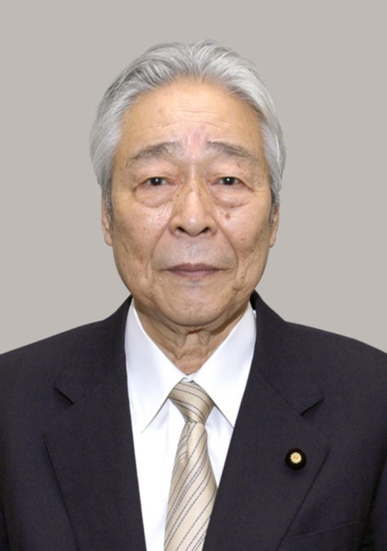 青木幹雄氏（共同）