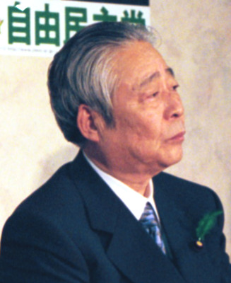 青木幹雄氏（00年5月）