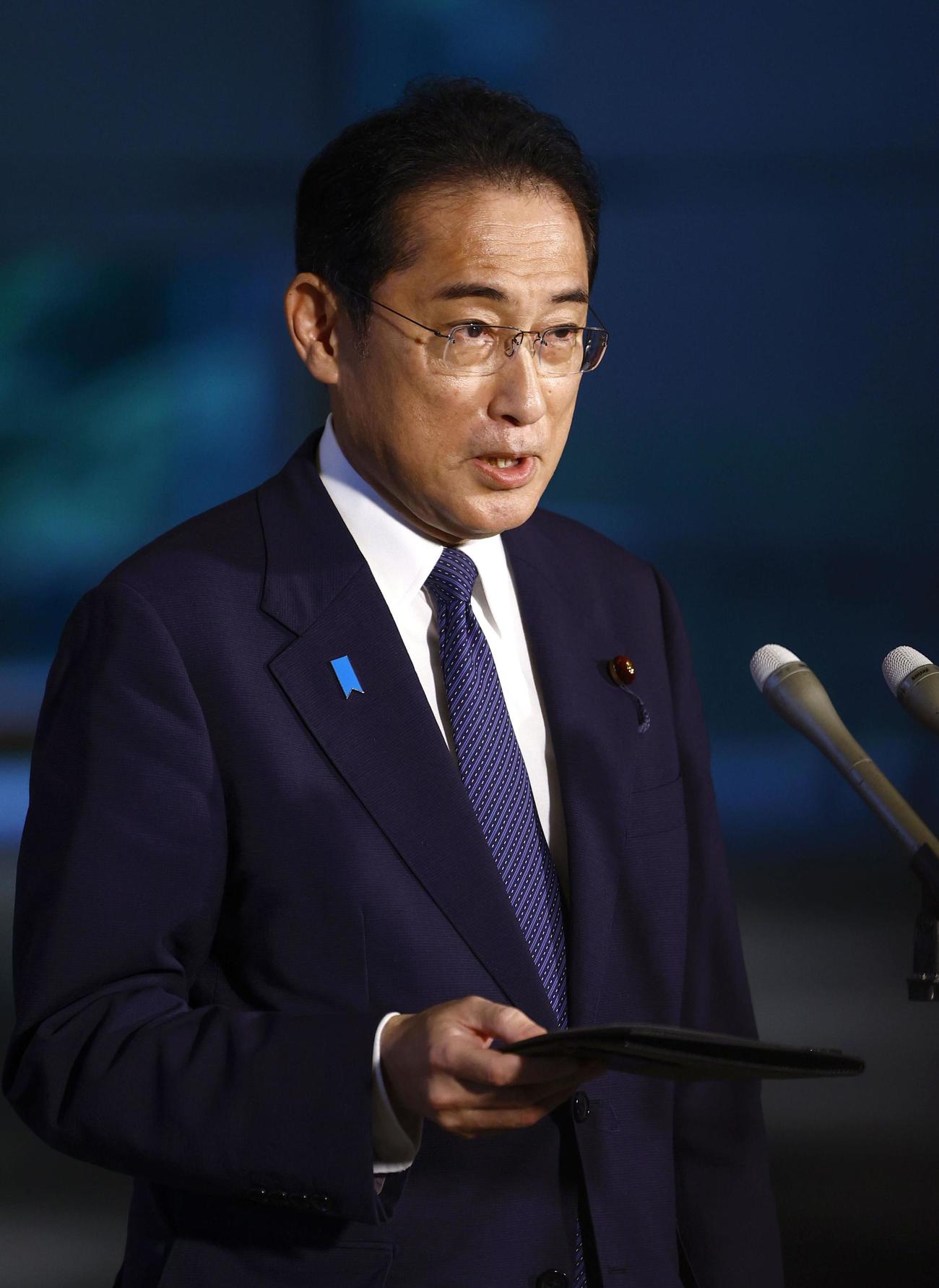 今国会中の衆院解散見送りの意向を表明した岸田首相（共同）