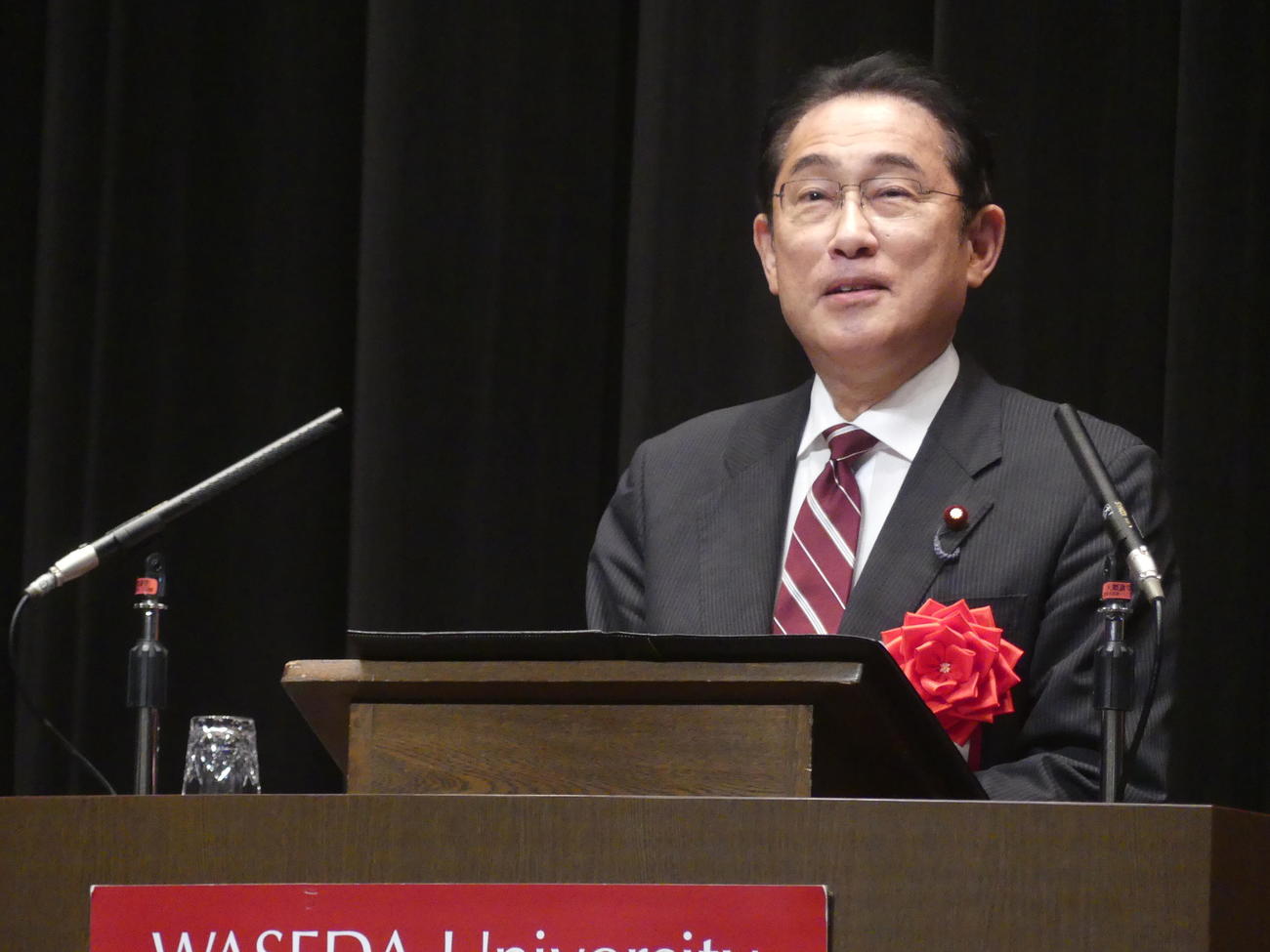 母校早大で講演した岸田文雄首相（撮影・中山知子）